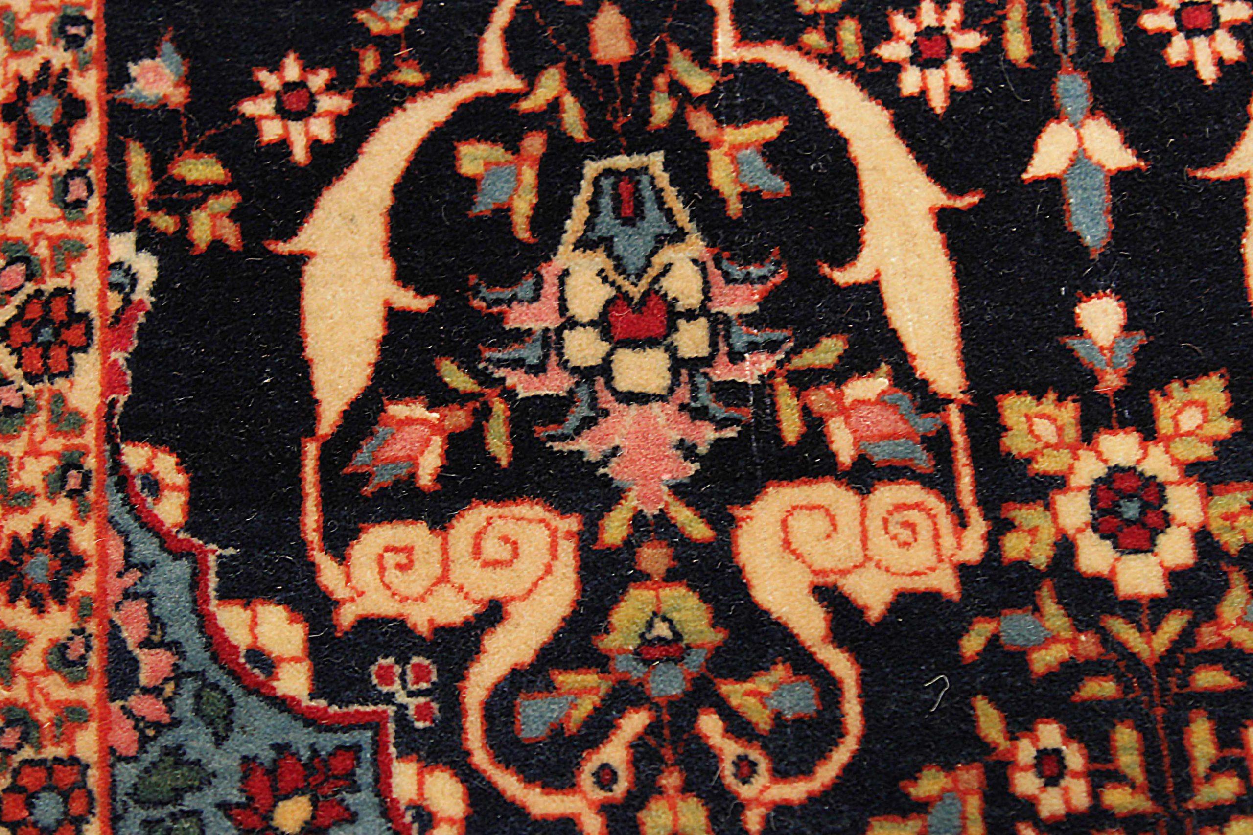 Petit tapis persan de Téhéran Circa 1910 - Laine Ivoire Bleu marine Rouge 73353 Excellent état - En vente à Dallas, TX