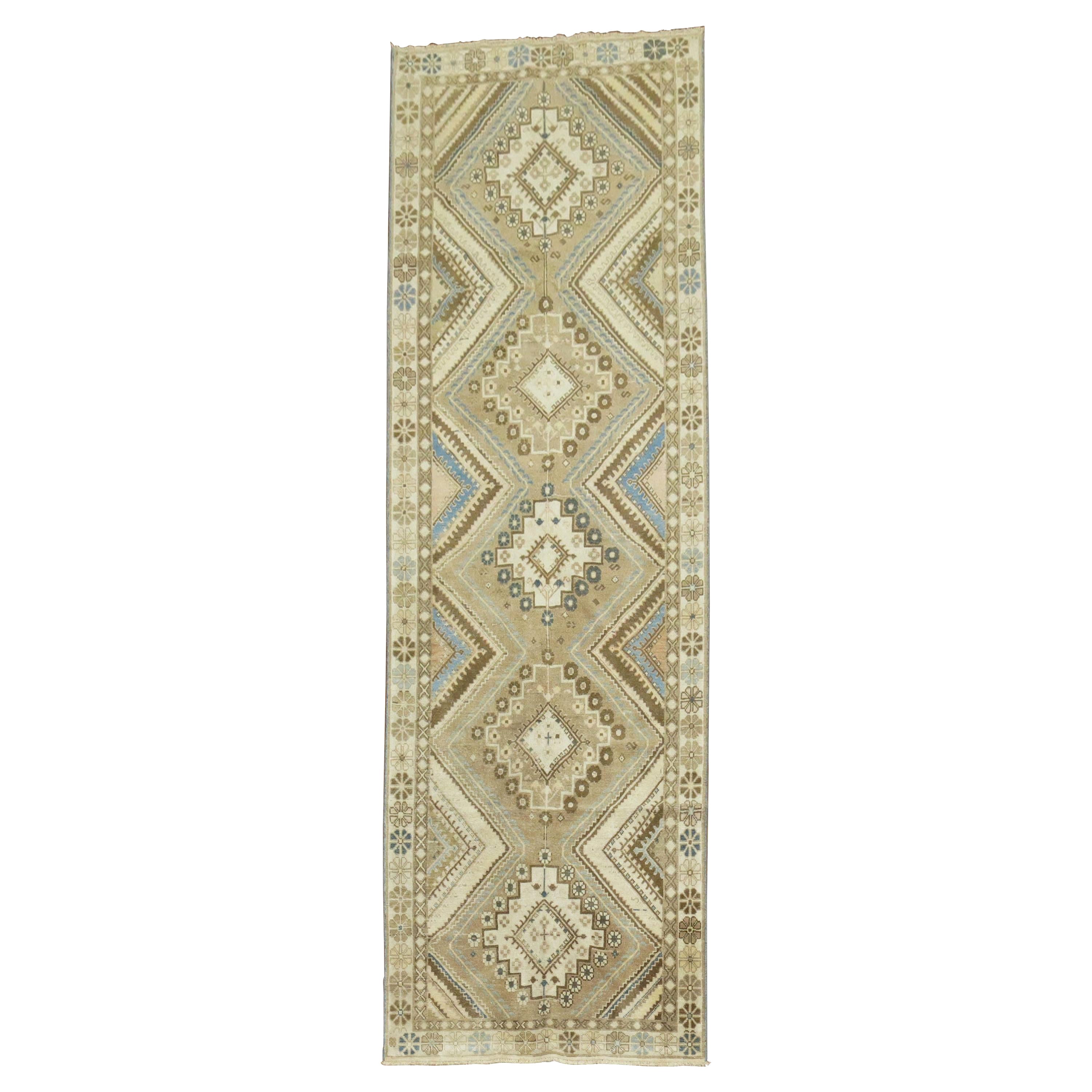 Tribal-Läufer aus Persien im Angebot