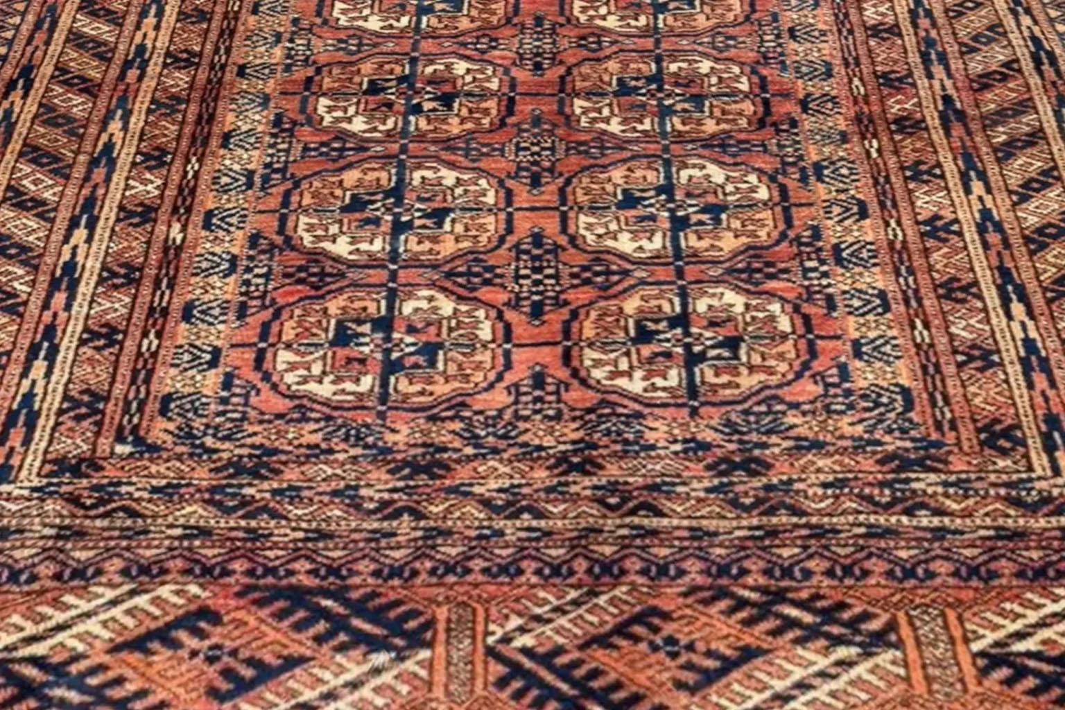 Persian Turkeman Small Rug Circa 1910 - Wool Black Pink Yellow Design In Excellent Condition For Sale In Dallas, TX