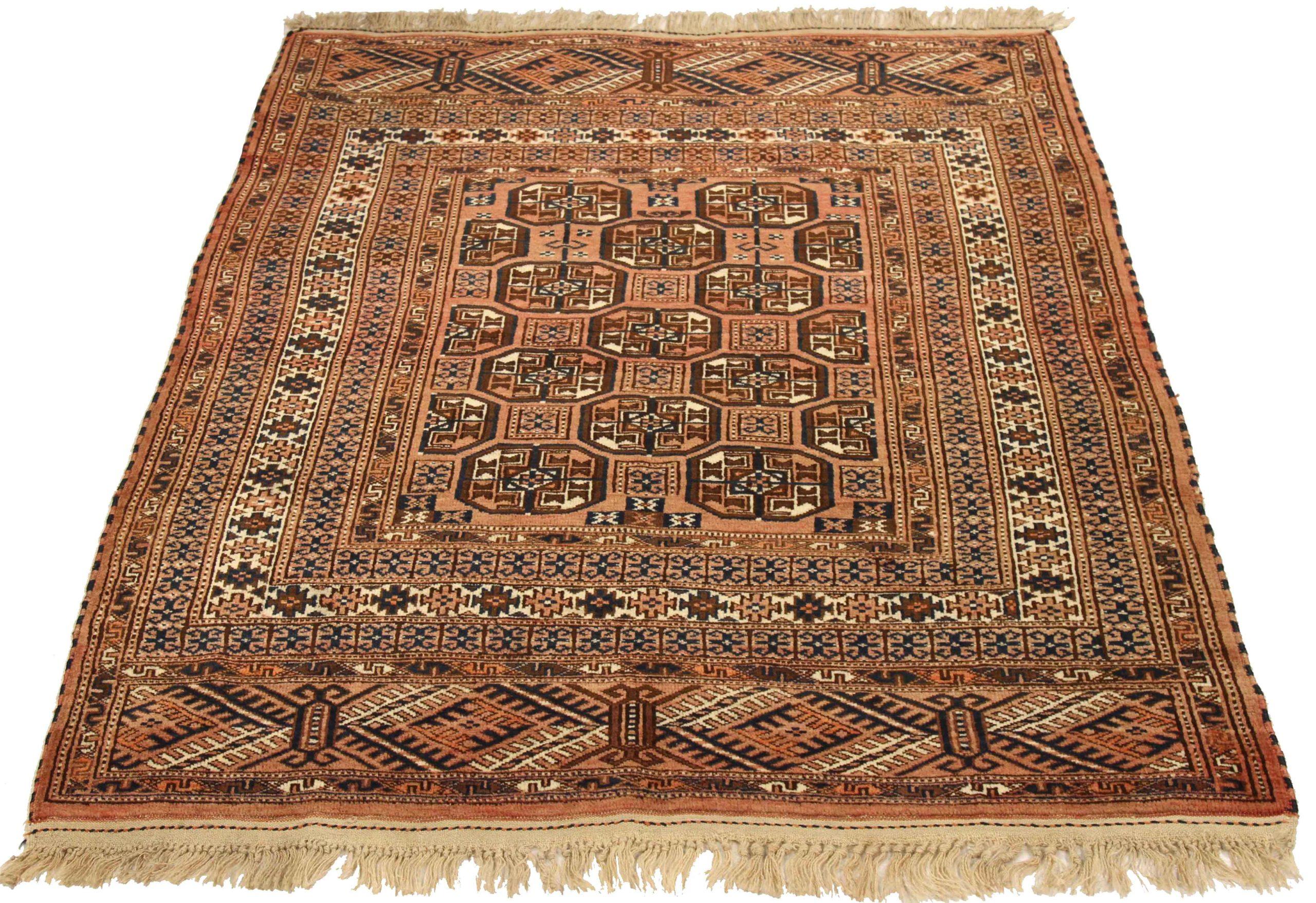 Entdecken Sie die Eleganz des persischen Turkeman mit dem kleinen Teppich von CIRCA 1910. Dieses exklusive Design aus Wolle und Braun-Elfenbein-Rot ist perfekt, um Ihren Raum zu verschönern.