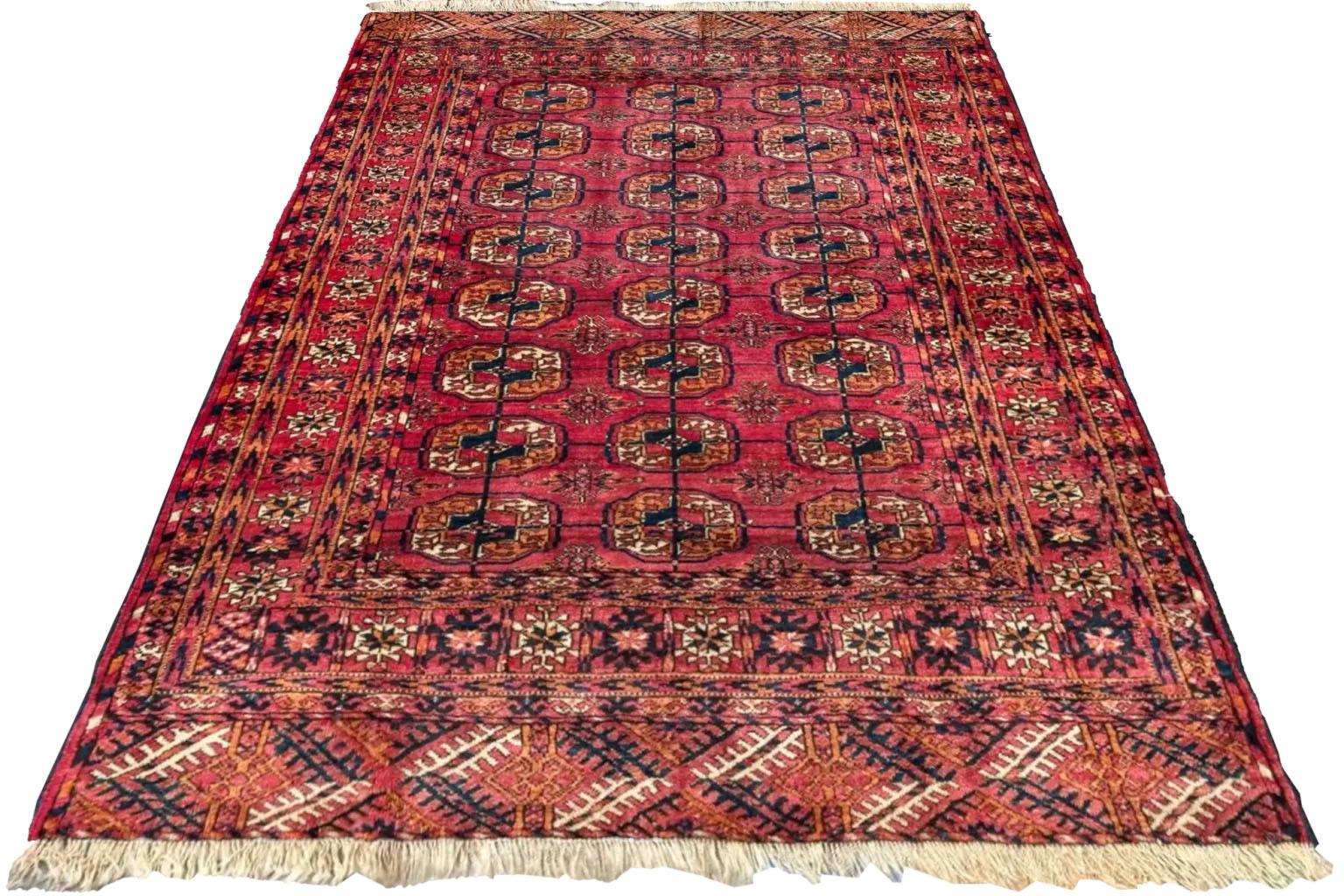 Hand-Woven Persian Turkeman Small Rug - Ivory Navy Blue Red Design For Sale