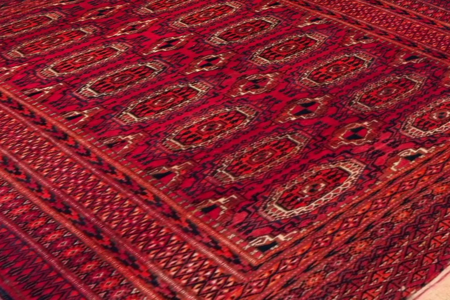 Persian Turkish Small Rug Circa 1910 - Wool - Black Ivory Red For Sale 2