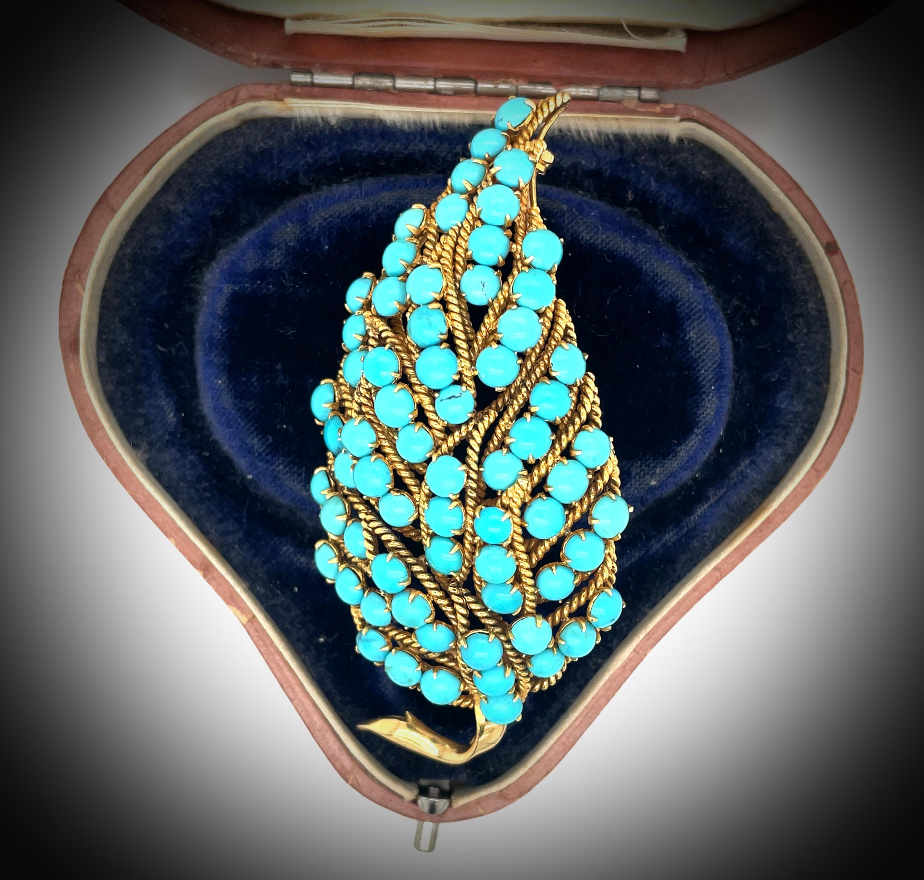 Women's Persian Turquoise 18k Yellow Gold Estate Brooch 