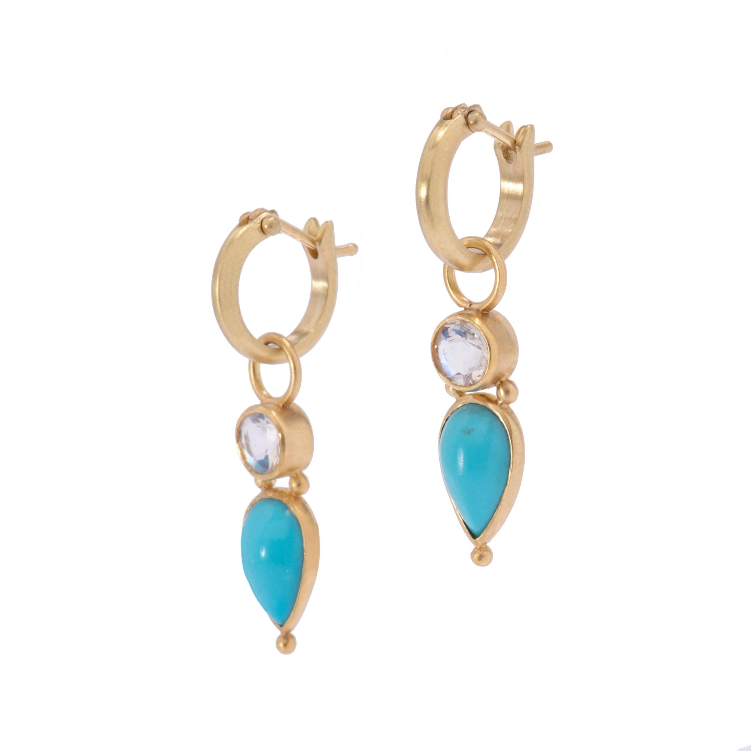 Persian Turquoise and Moonstone Drop Earrings in 18 Karat Gold In New Condition For Sale In Santa Fe, NM