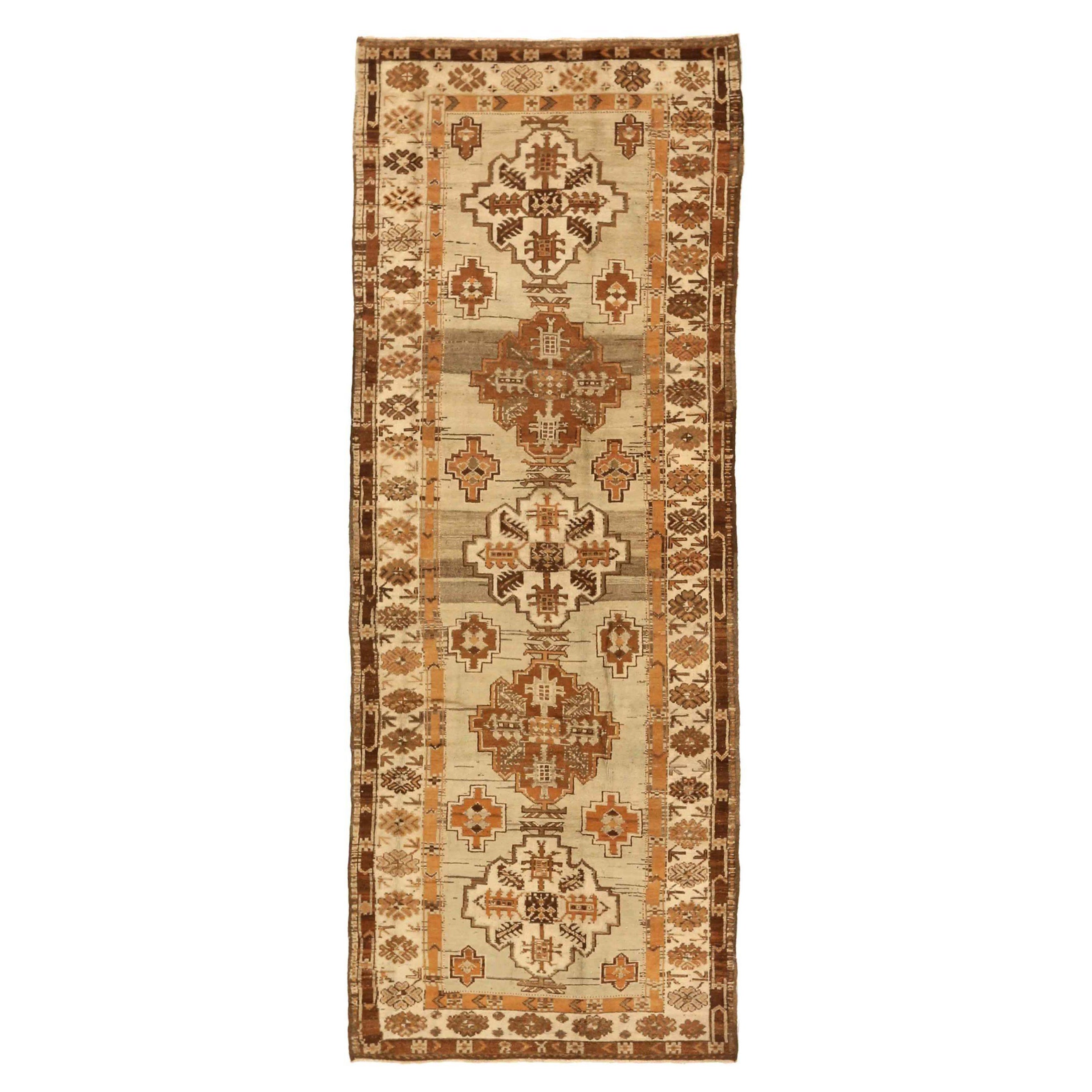 Persischer Varamin Small Teppich CIRCA 1910 - Wolle Braun Elfenbein Orange Design - 75557 im Angebot