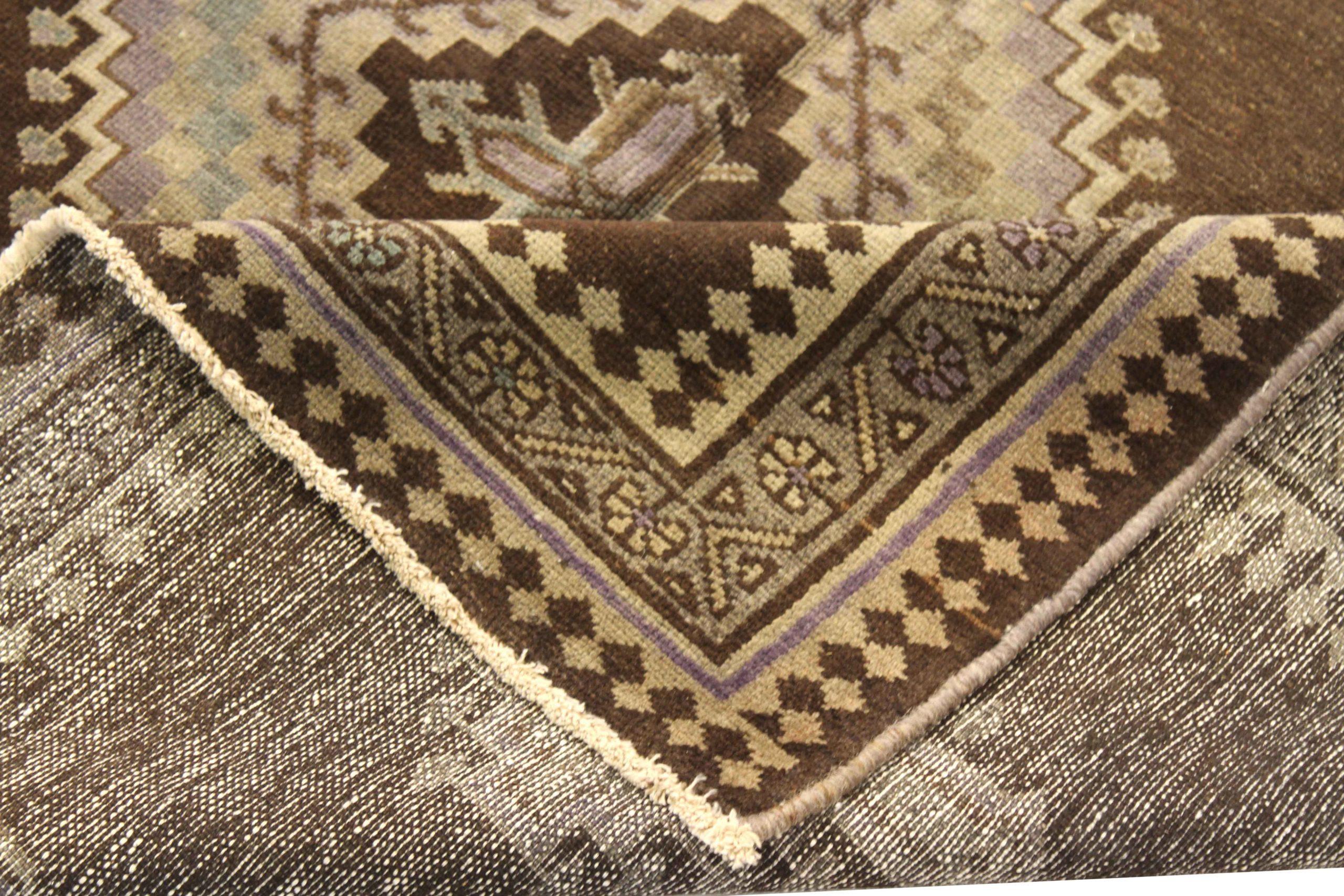 Alfombra Persa Varamin Pequeña Circa 1910 - Lana Marrón Marfil Purpel 74074 Asiático en venta