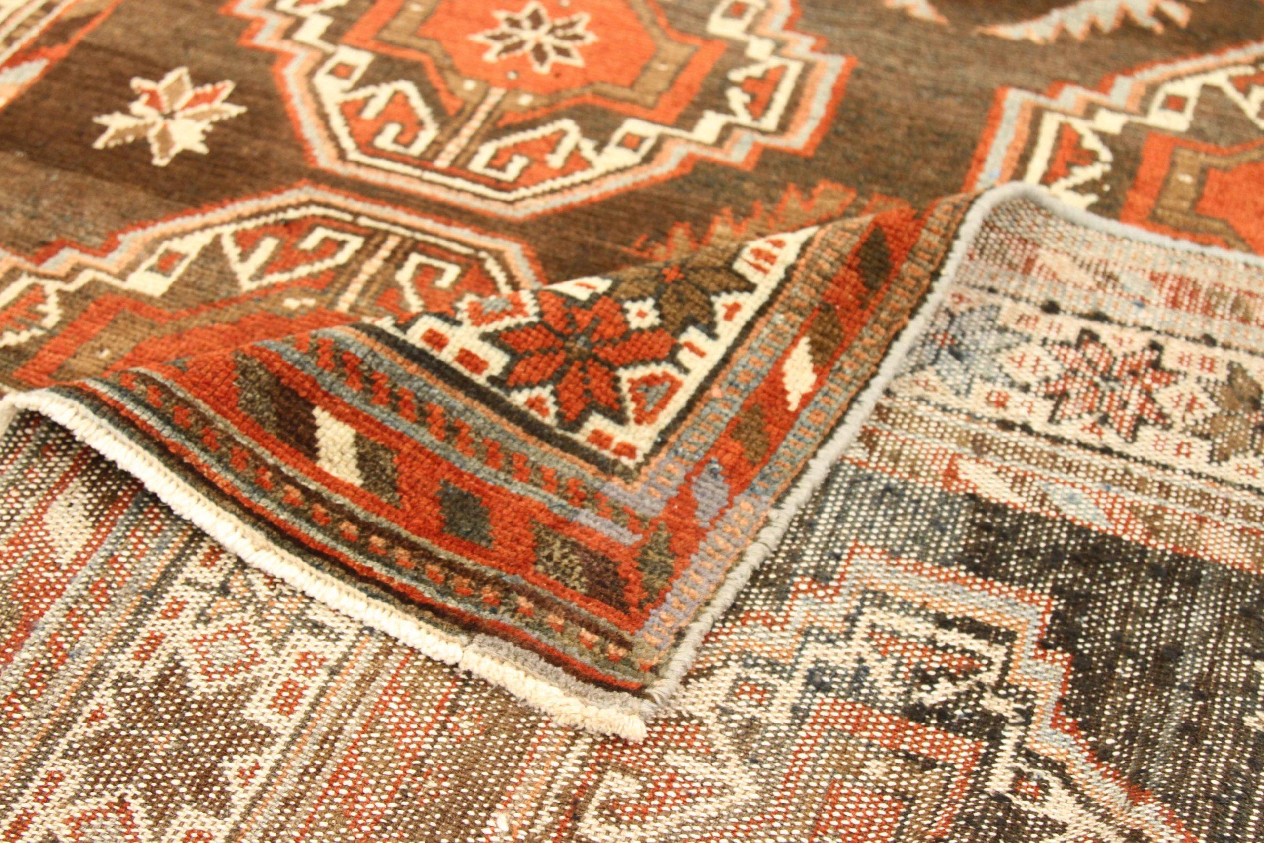 Persischer Varamin Kleiner Teppich CIRCA 1910 - Wolle Braun Elfenbein Rot 73656 (Asiatisch) im Angebot