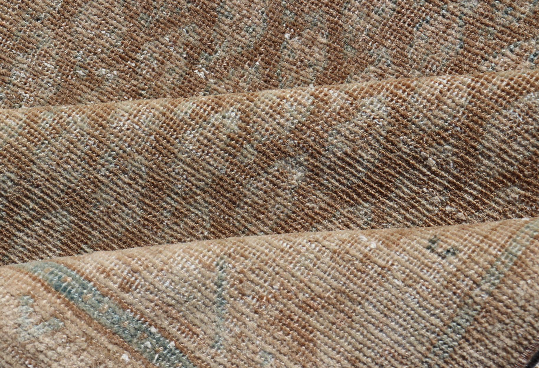 Traves de Mesa Persa Vintage Hamedan con Diseño Tribal Paisley Sub-Geométrico en venta 2