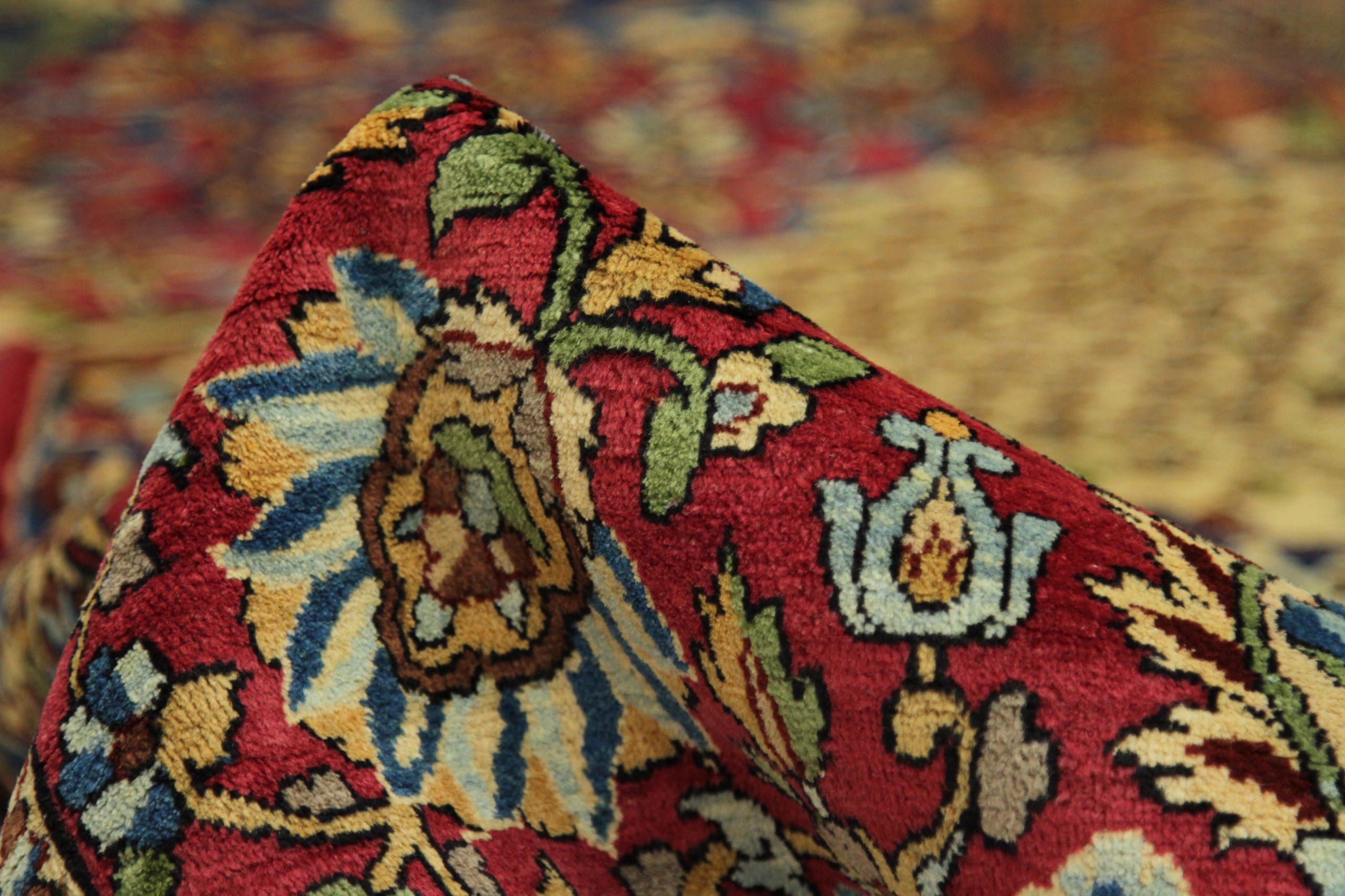 Persian Yazd Area Rugs Circa 1880 - 11639 In Excellent Condition For Sale In Dallas, TX