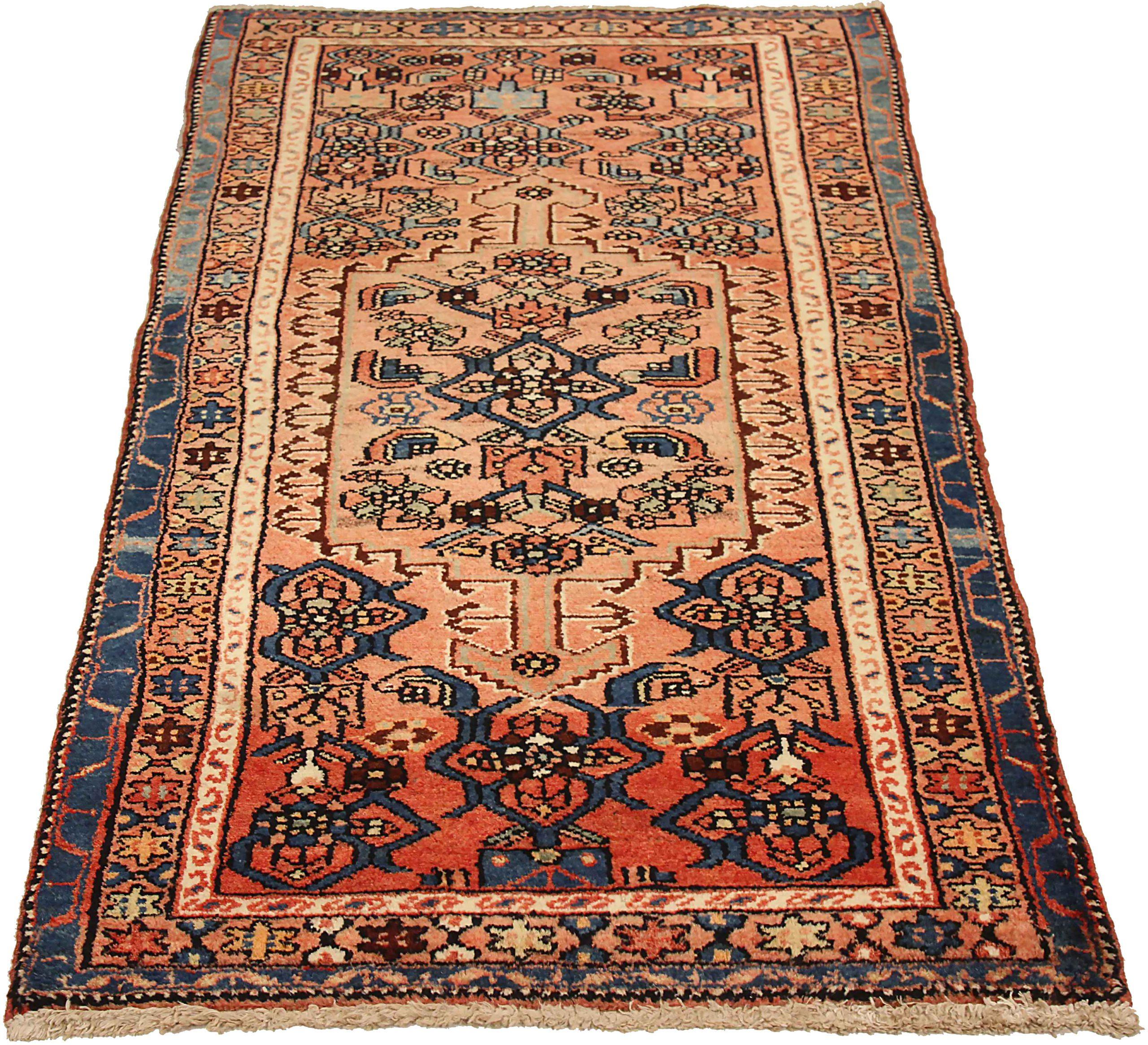 Descubre la elegancia de la Alfombra Persa Zanjan Pequeña de Circa 1910. Diseñado con Lana y AzulMarfilRosa, este diseño exclusivo es perfecto para realzar tu espacio.