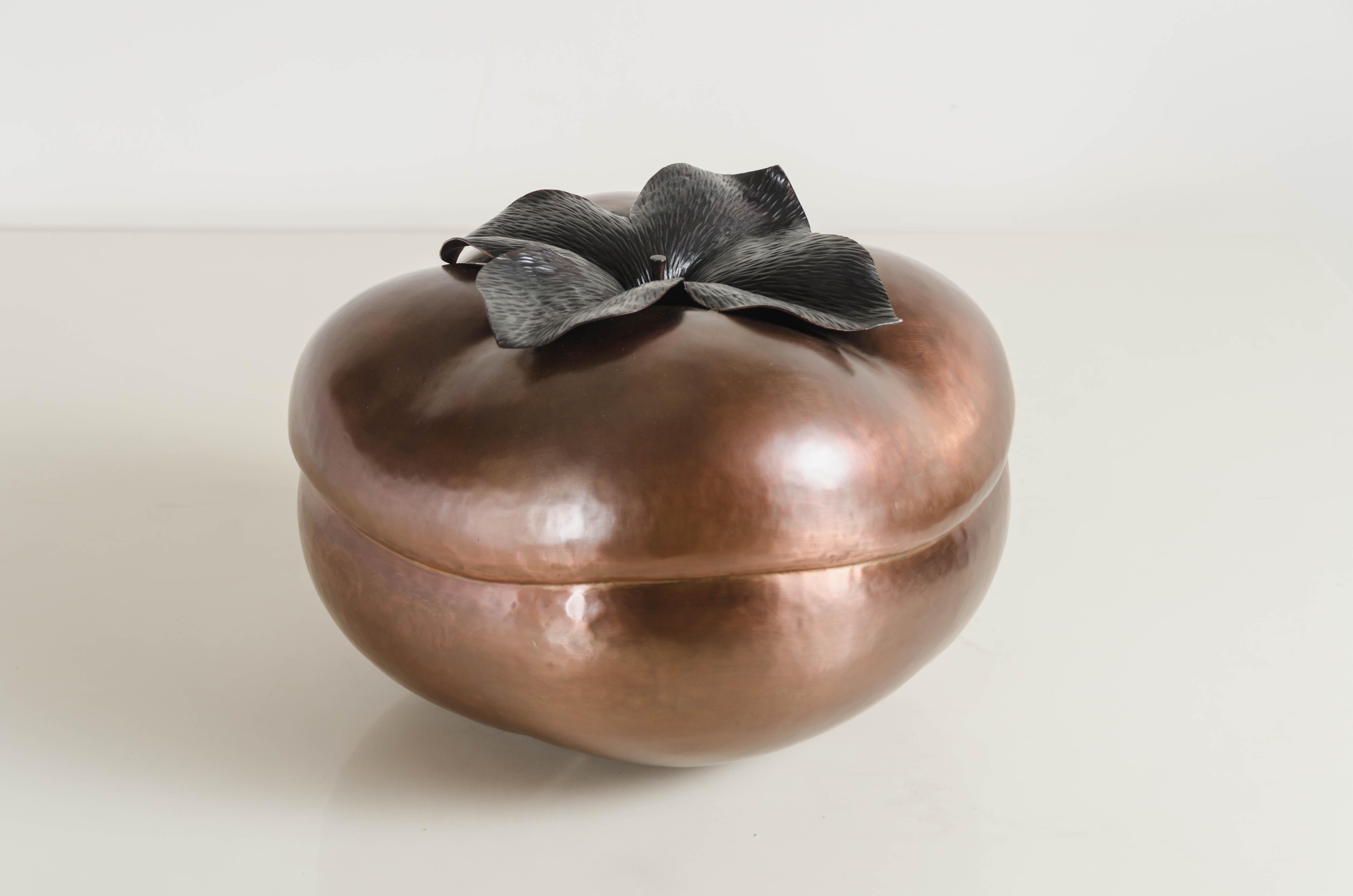 Sculpture de moineau:: cuivre de Robert Kuo:: repoussé à la main:: édition limitée Neuf - En vente à Los Angeles, CA