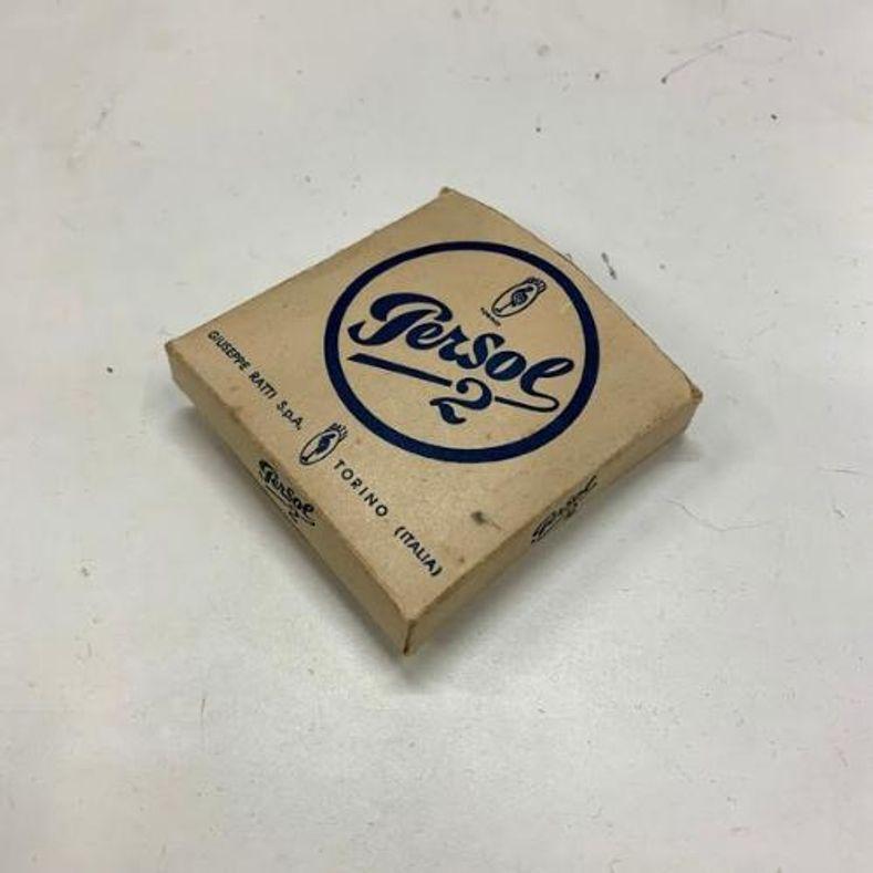 Original end of 1960s / beginning of 1970s Persol Ratti replacement shading filters by Ratti Industria Ottica, Torino. Original packaging included, PERSOL 2 incision on filters. Brown, classic color. Glass mineral lenses, supreme quality. - 60 m/m