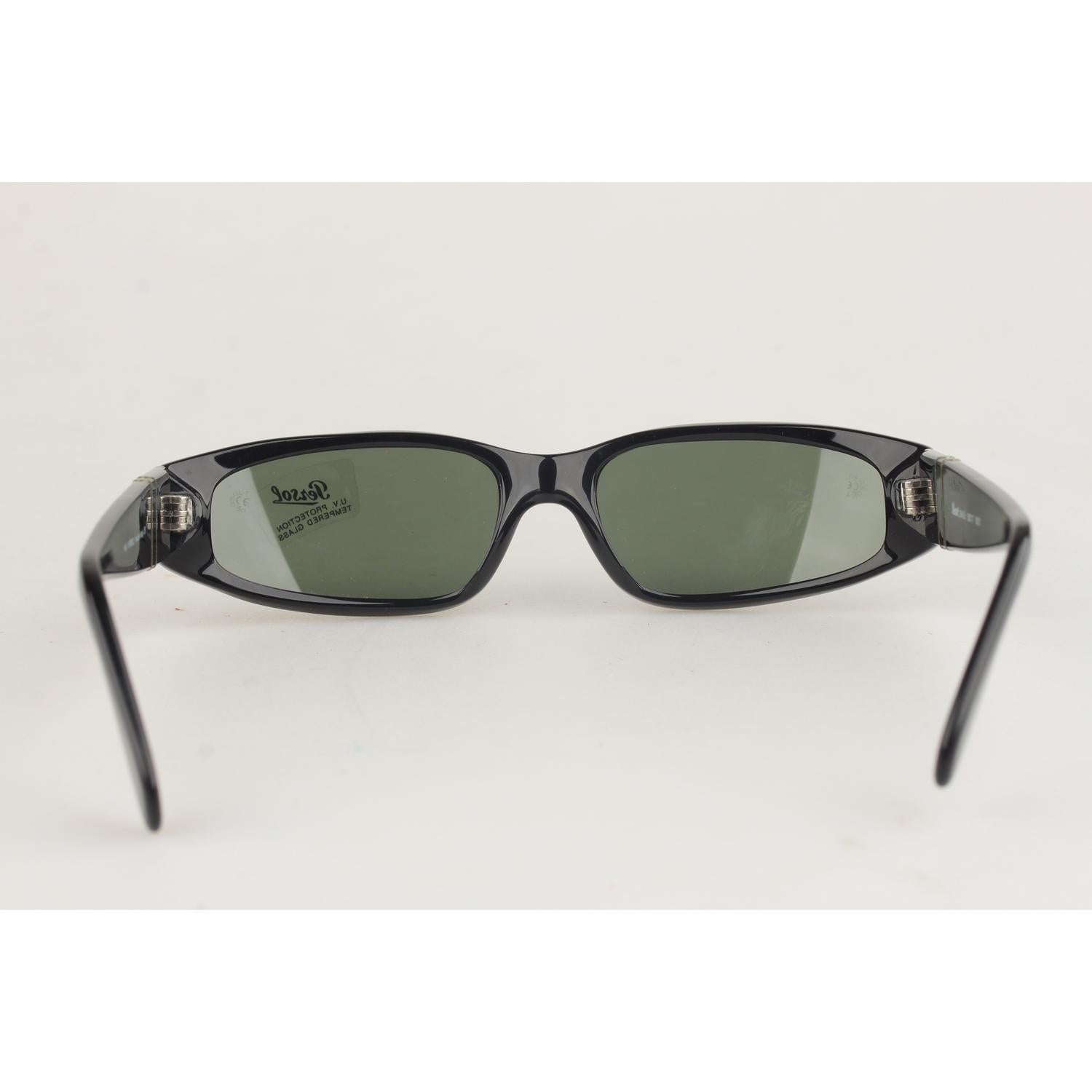 old person sunglasses