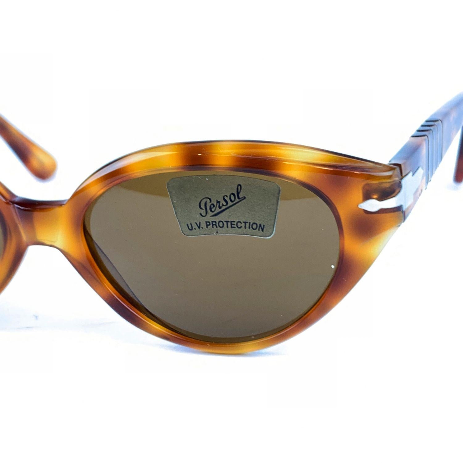 Brown Persol Vintage Cat-Eye Mint Carol 853 41 Sunglasses 54/16 137 mm