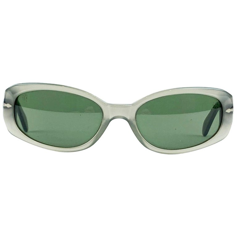 Persol Vintage Mint Grey Oval 2627-S Sunglasses 54/18 135 mm For Sale at  1stDibs