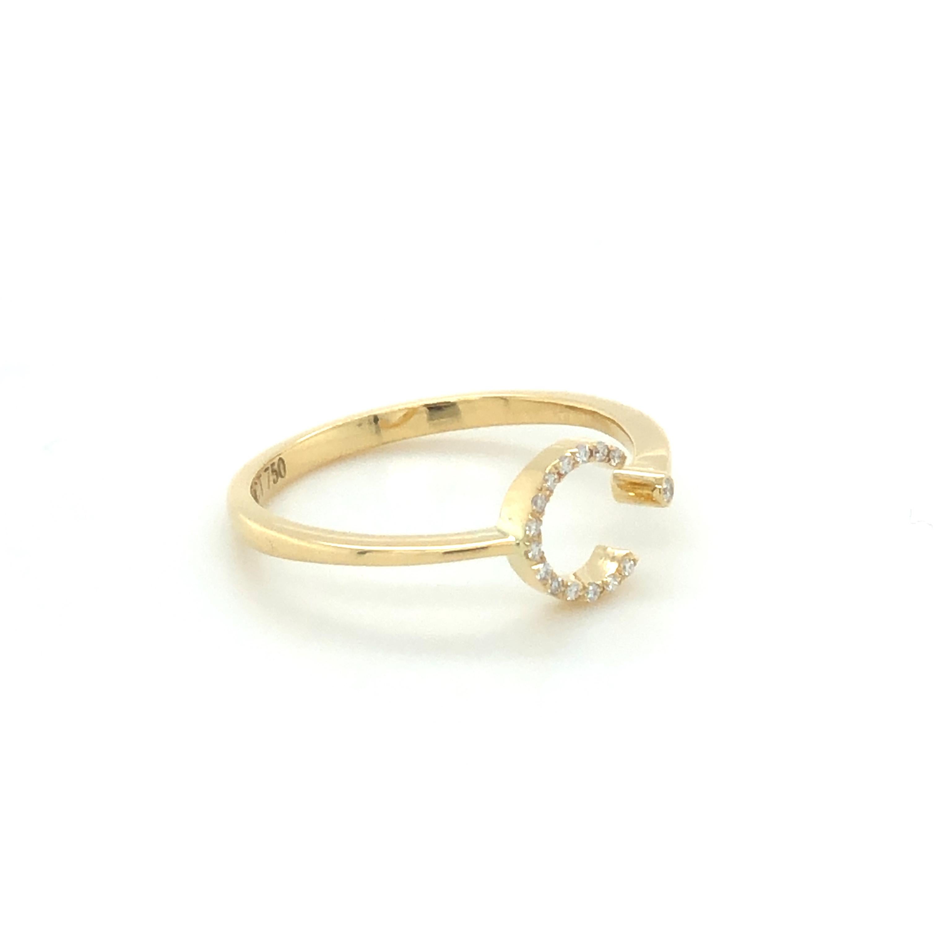 For Sale:  Personal Jewellery Diamond 0.10 Carat Initial, C, Ring 18 Karat Yellow Gold 9