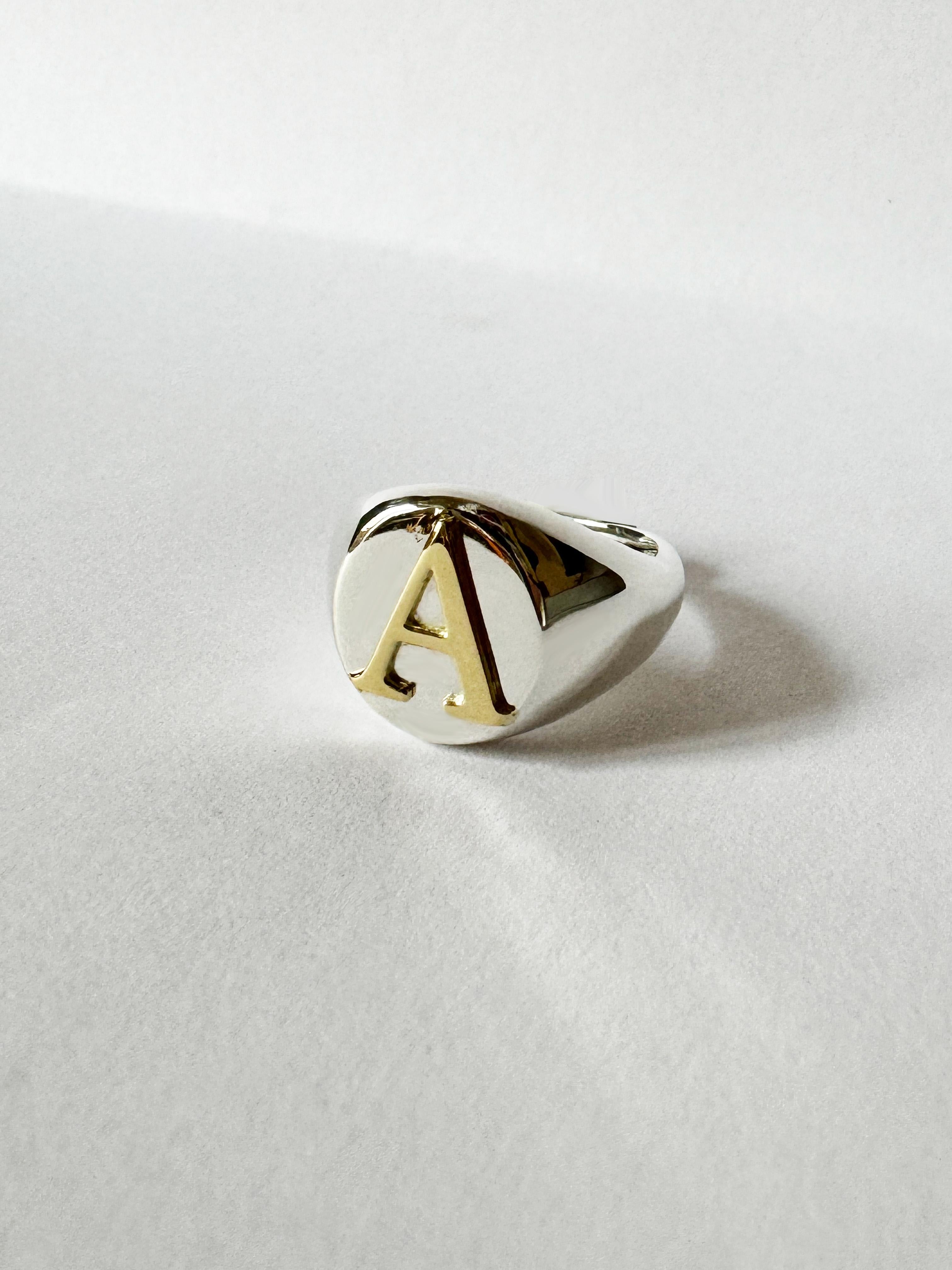 Personalise Initial Letter 18k Yellow Gold Sterling Silver Unisex Signet Ring For Sale 6