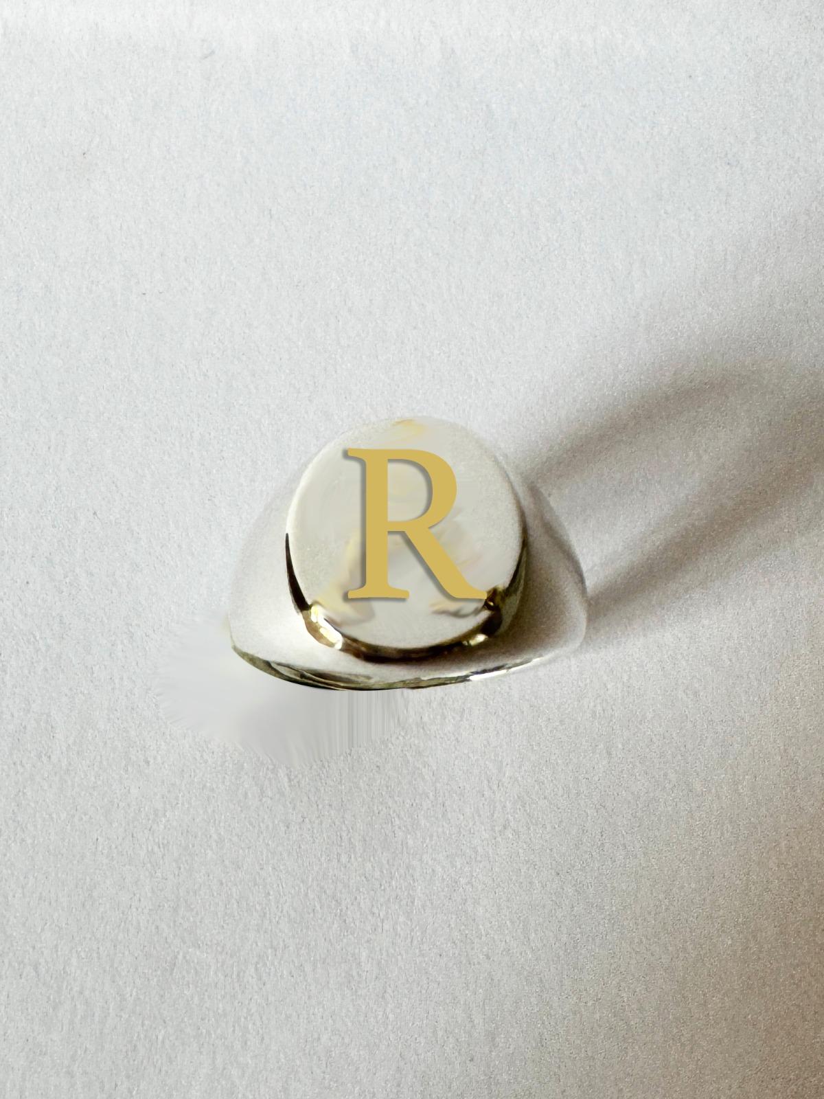 Modern Personalise Initial Letter 18k Yellow Gold Sterling Silver Unisex Signet Ring For Sale