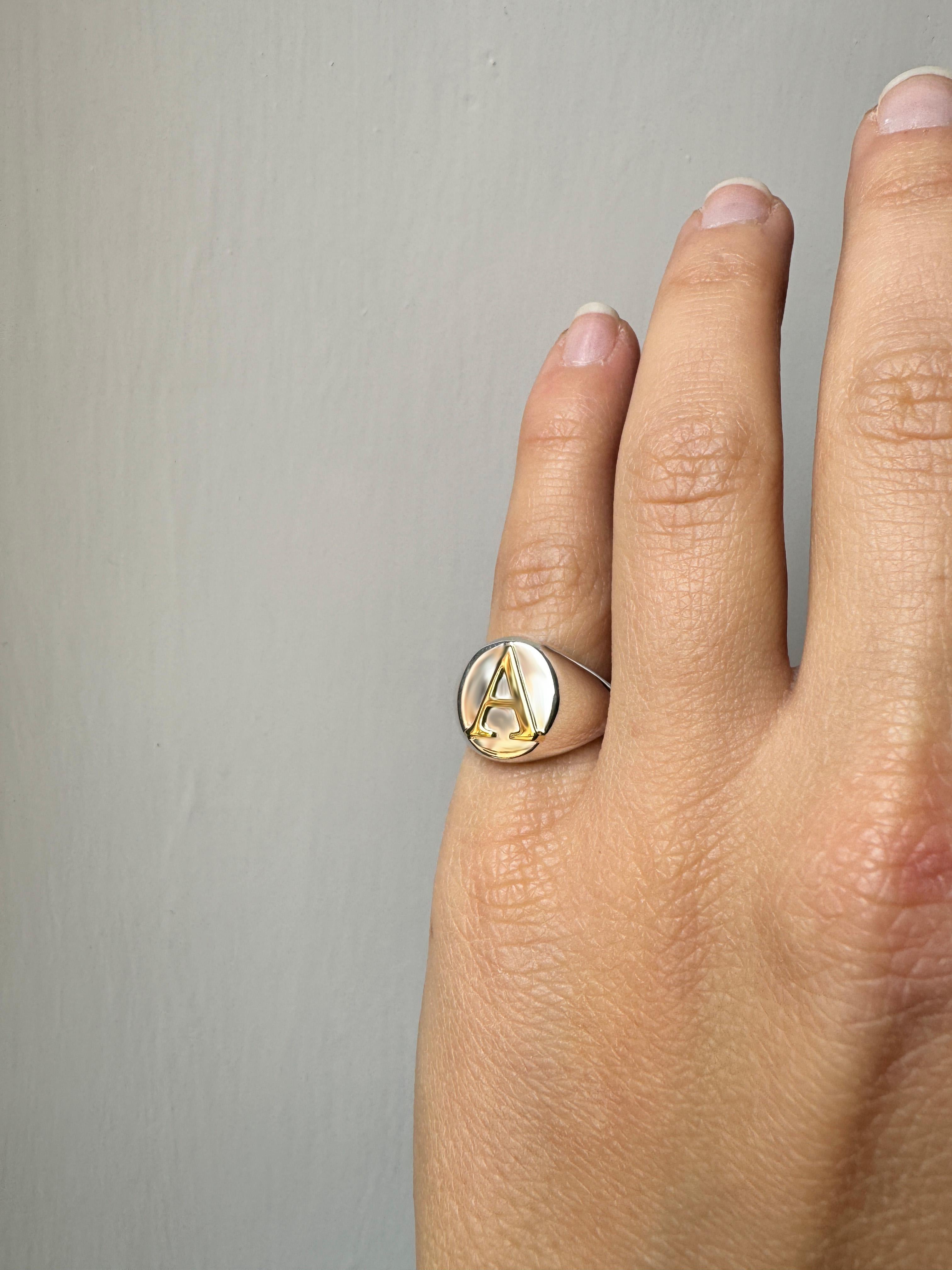 Personalise Initial Letter 18k Yellow Gold Sterling Silver Unisex Signet Ring For Sale 1