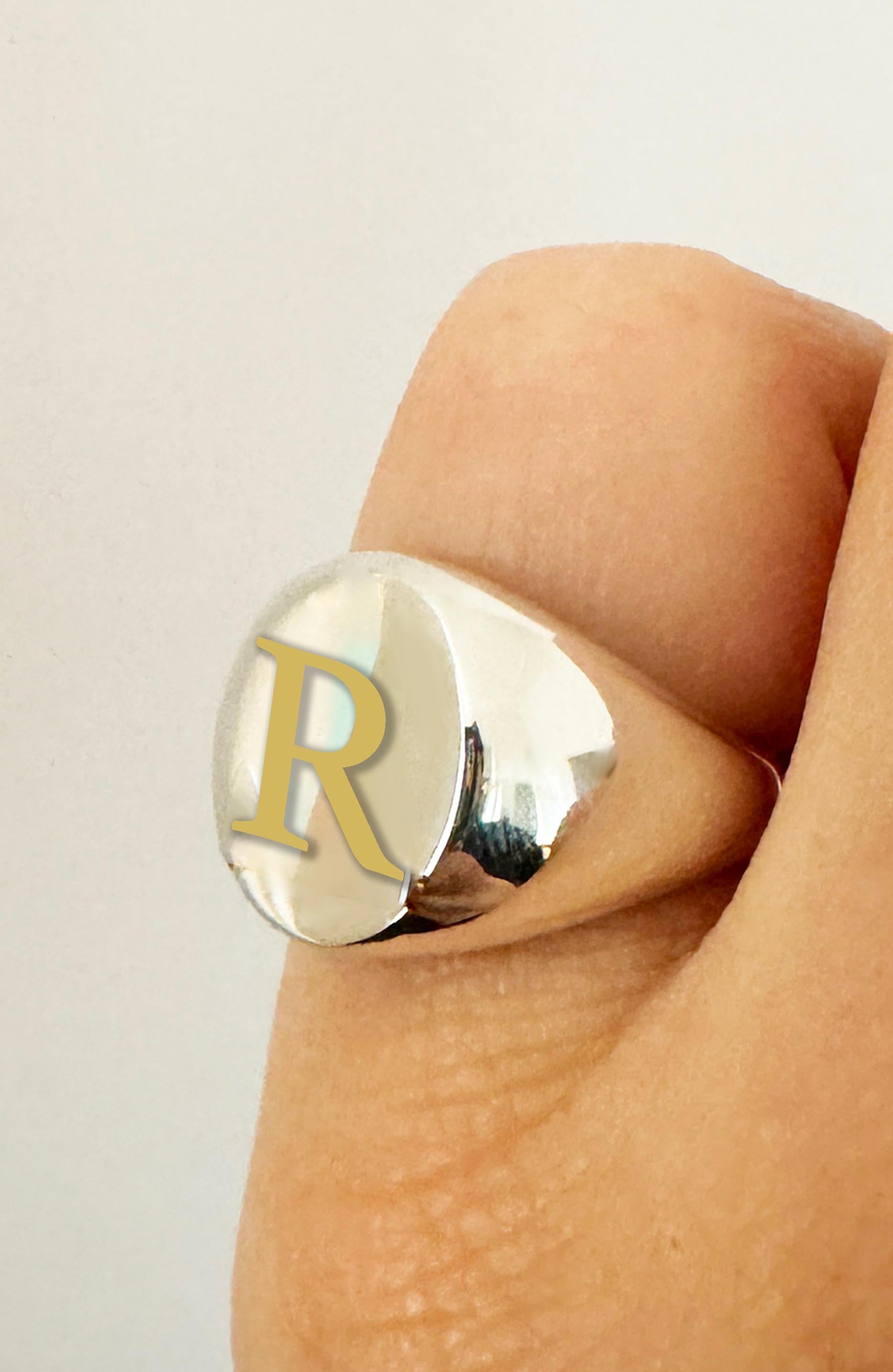 Personalise Initial Letter 18k Yellow Gold Sterling Silver Unisex Signet Ring For Sale 2