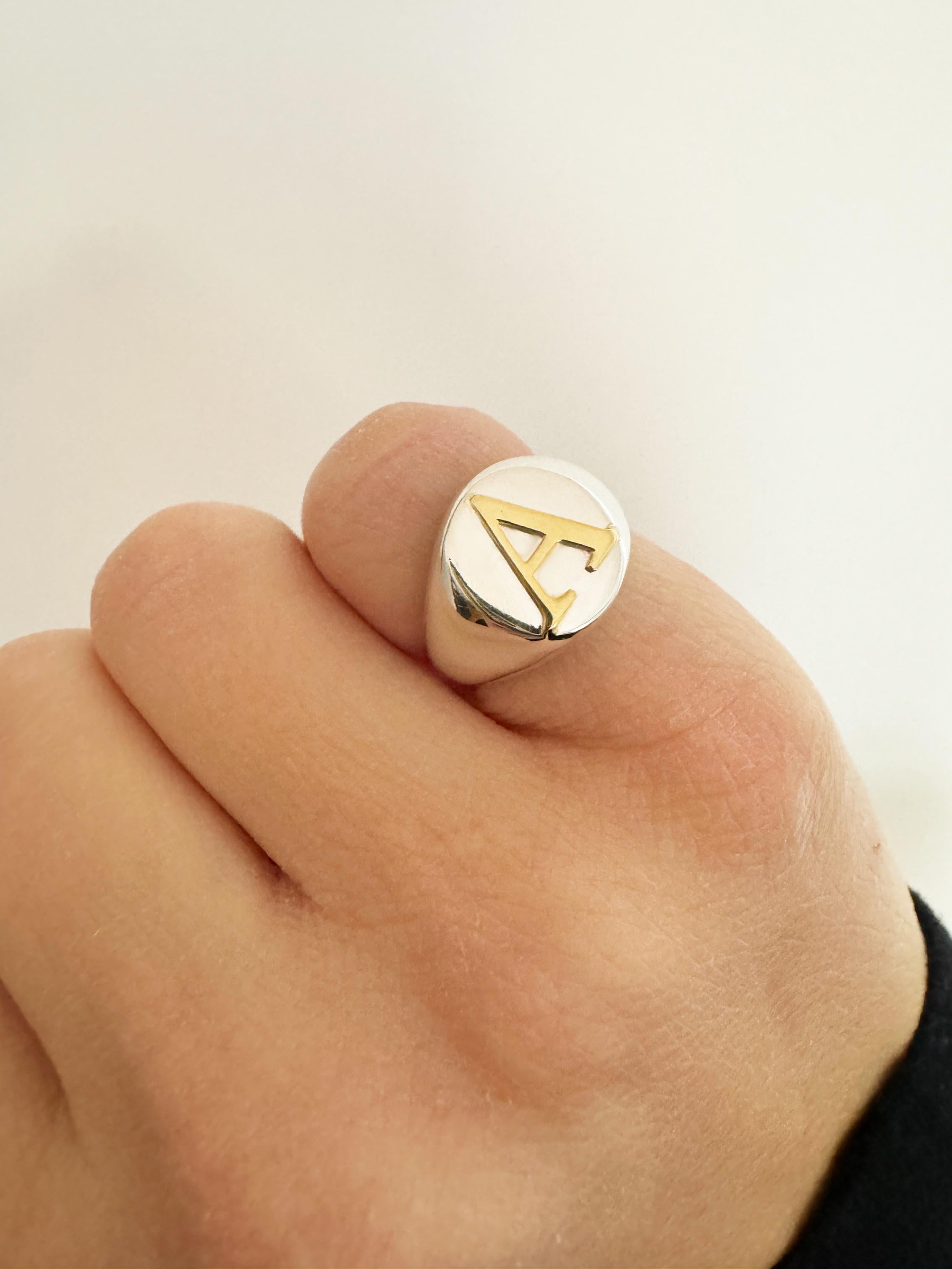 Personalise Initial Letter 18k Yellow Gold Sterling Silver Unisex Signet Ring For Sale 3