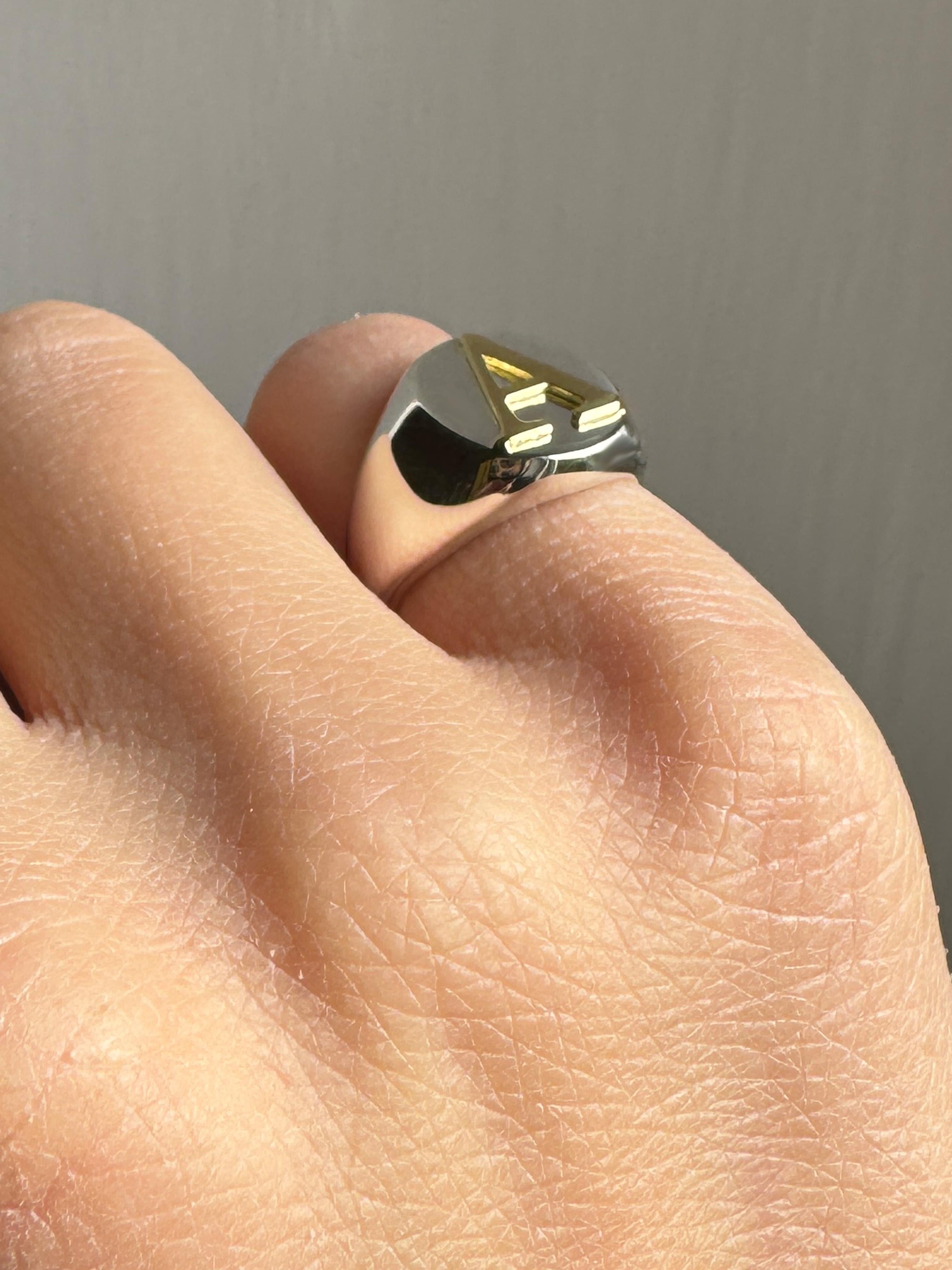 Personalise Initial Letter 18k Yellow Gold Sterling Silver Unisex Signet Ring For Sale 4