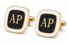 Gemelli personalizzati con doppia iniziale, in oro 14 carati con smalto bianco, di Meghna Jewels