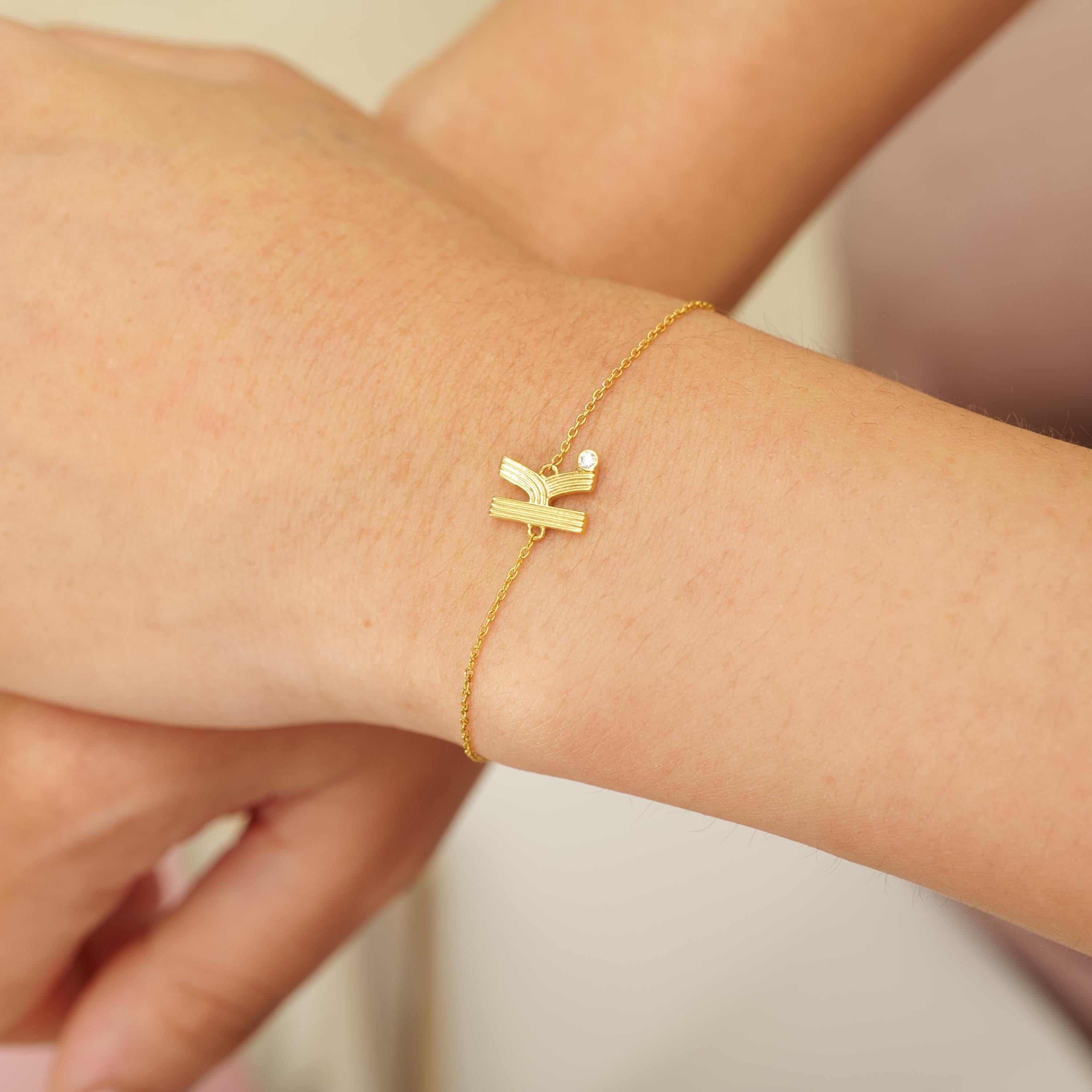 Art Déco Bracciale a catena personalizzato con diamanti iniziali a forma di flauto in oro massiccio 14k (certificato) in vendita