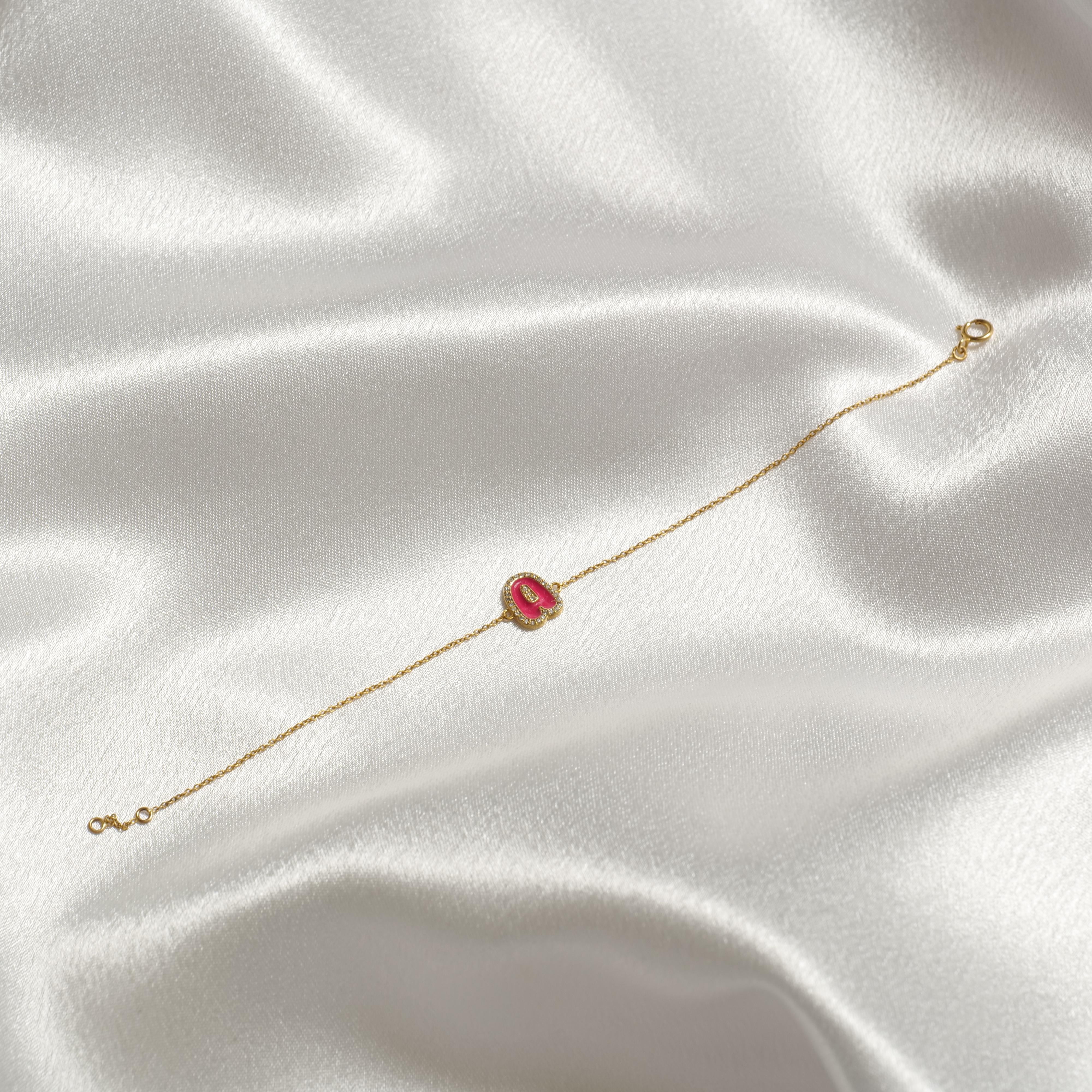 Pulsera personalizada con halo de iniciales y esmalte de diamantes en oro macizo de 14k (certificado) en venta 2