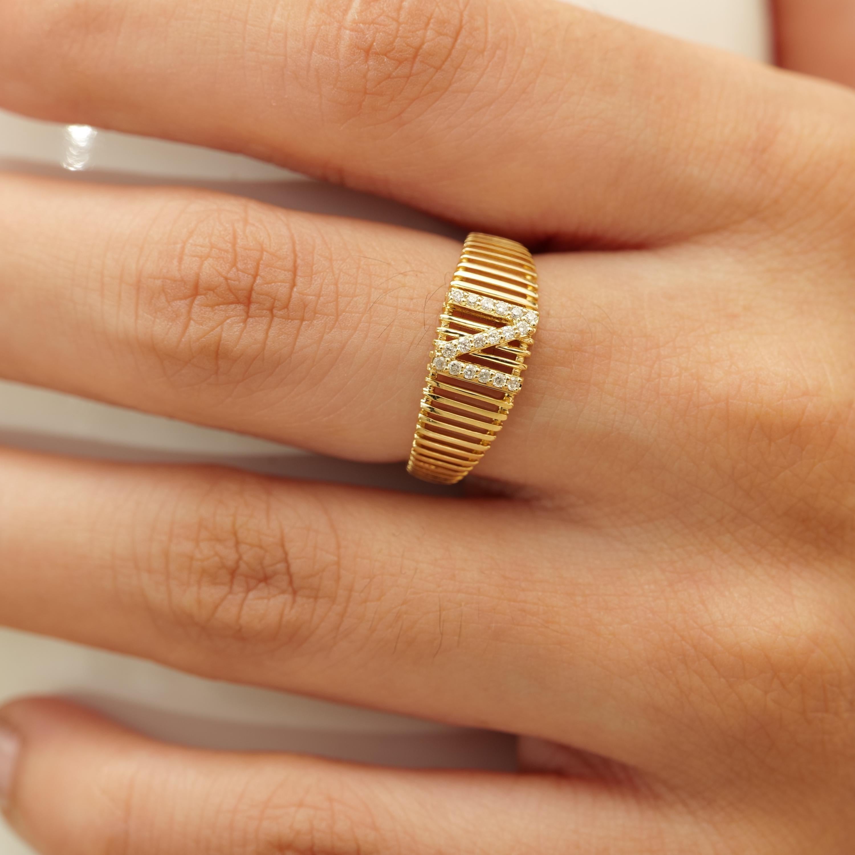 Round Cut Personalized Initial Letter Diamond Ring in 14k Solid Gold (Certified) For Sale