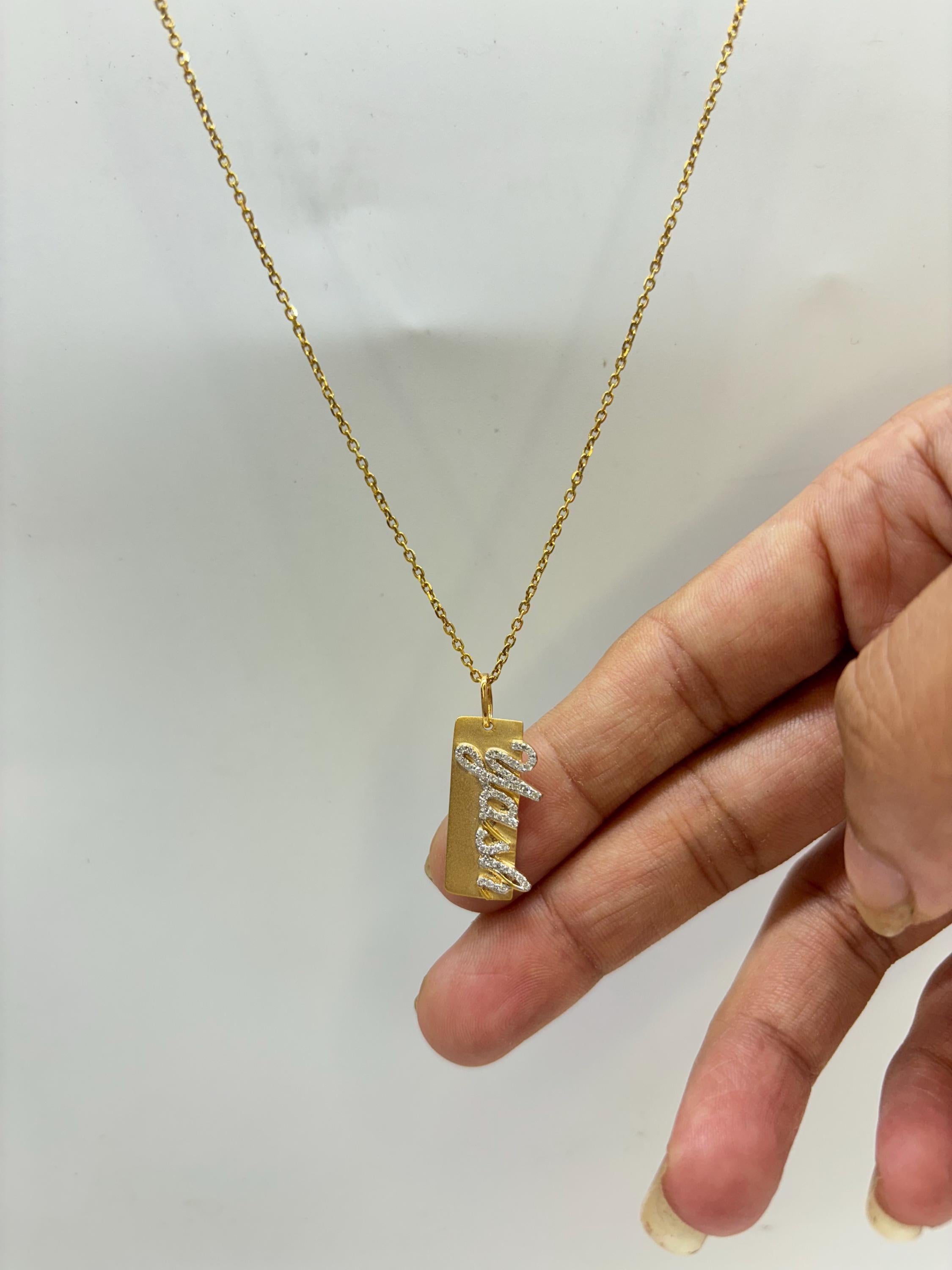 Collar Colgante de Diamantes Personalizado con Nombre en Oro Macizo de 14k (Certificado) Corte redondo en venta