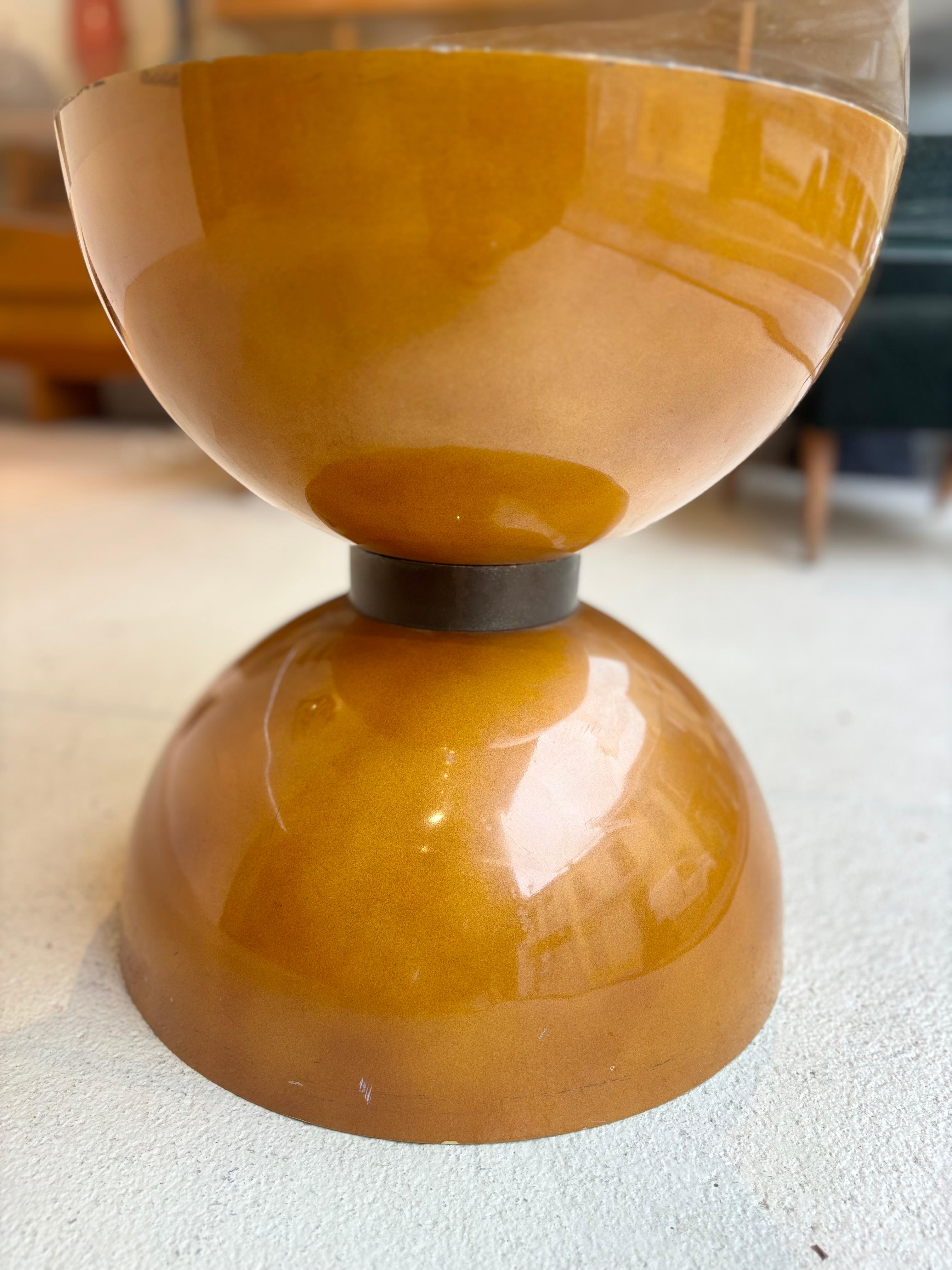 Table basse diabolo personnalisée par Raphaël Raffel en vente 5