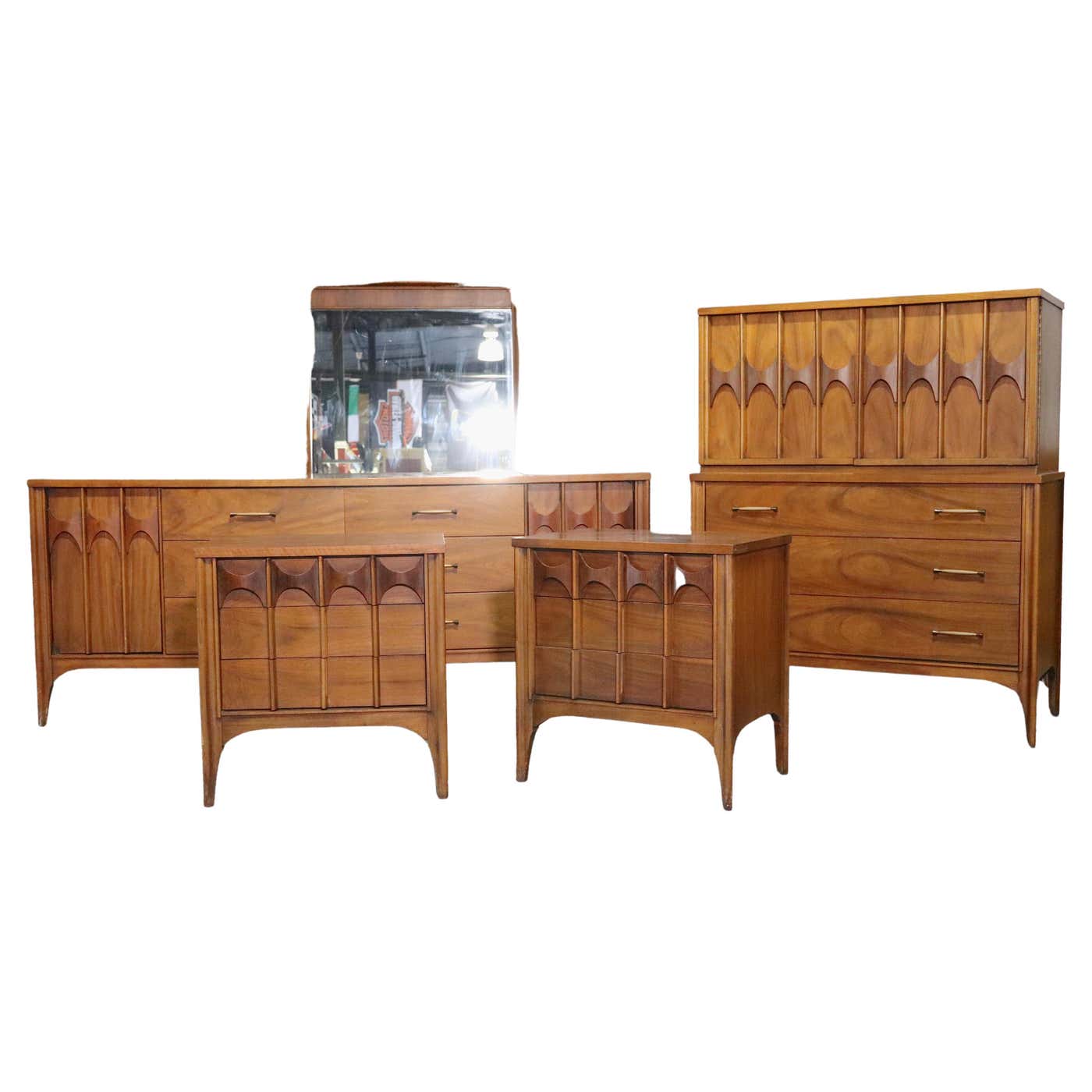 Perspecta Series Bedroom Set by Kent Coffey For Sale at 1stDibs mcm
