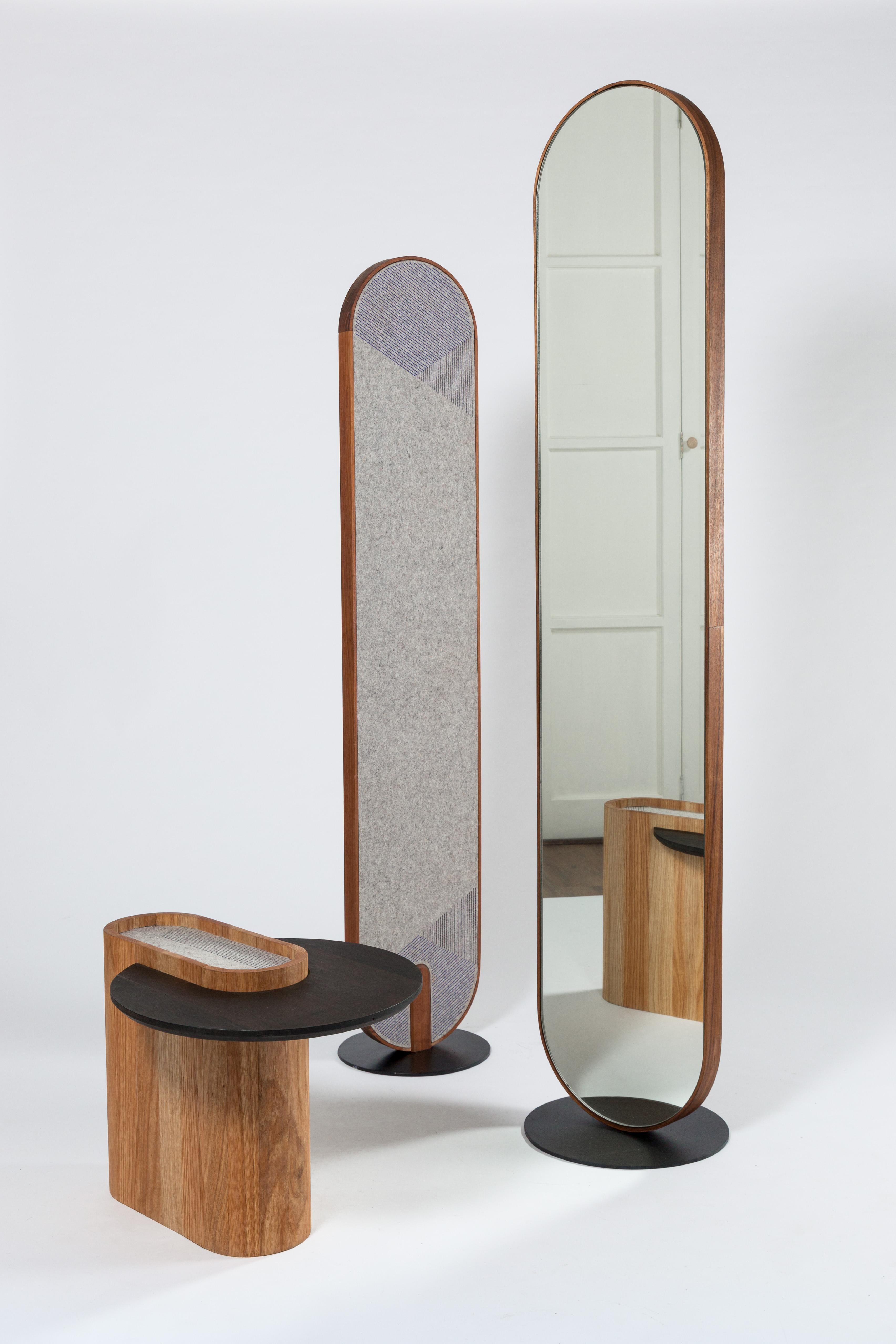 Post-Modern Perspectiva Mirror by Colección Estudio For Sale