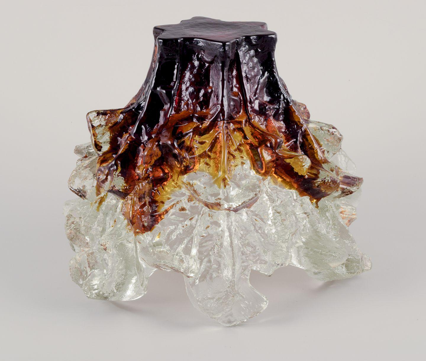 Verre d'art Pertti Santalahti pour Humppila, Finlande. Grand bol en verre clair et brun. en vente