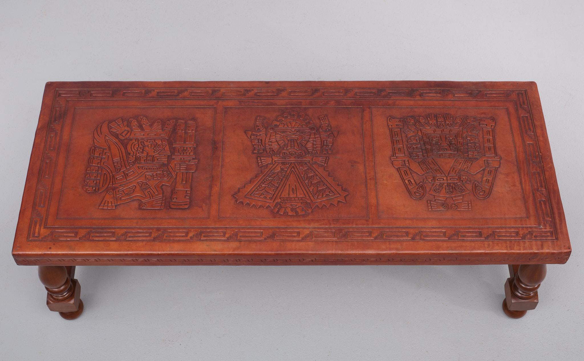 Peru embossed Leather coffee table 1960s Angel Pazmino Voor Muebles De Estilo For Sale 1
