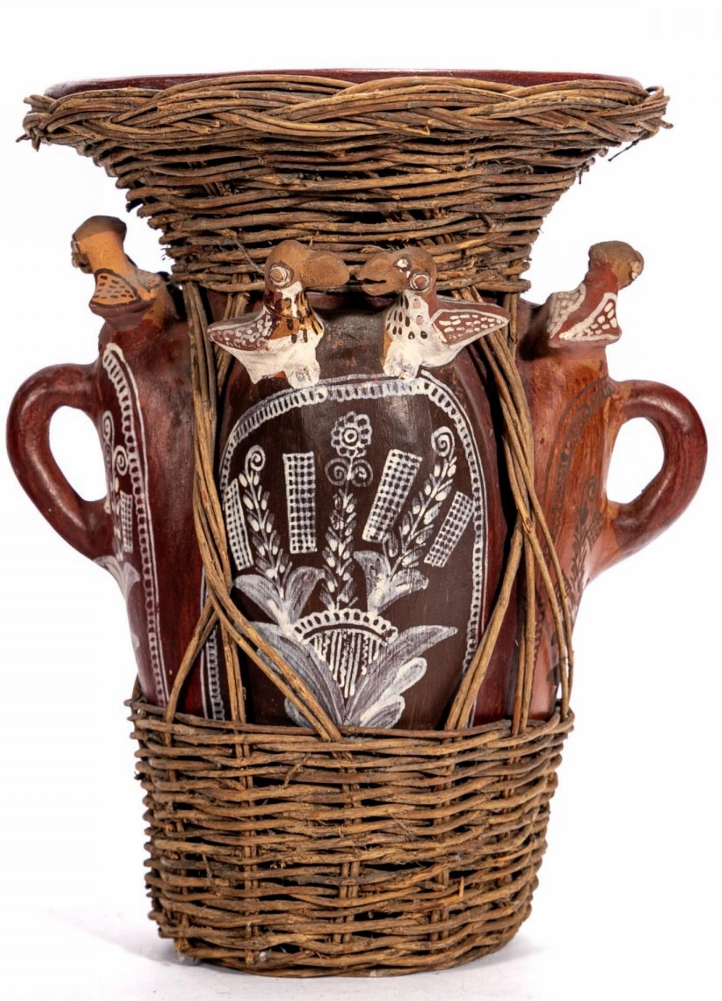 Peru Volkskunst Keramik Ton Korbweide Zoomorpher Vogel Quinua Ernte Vase Skulptur im Angebot 5
