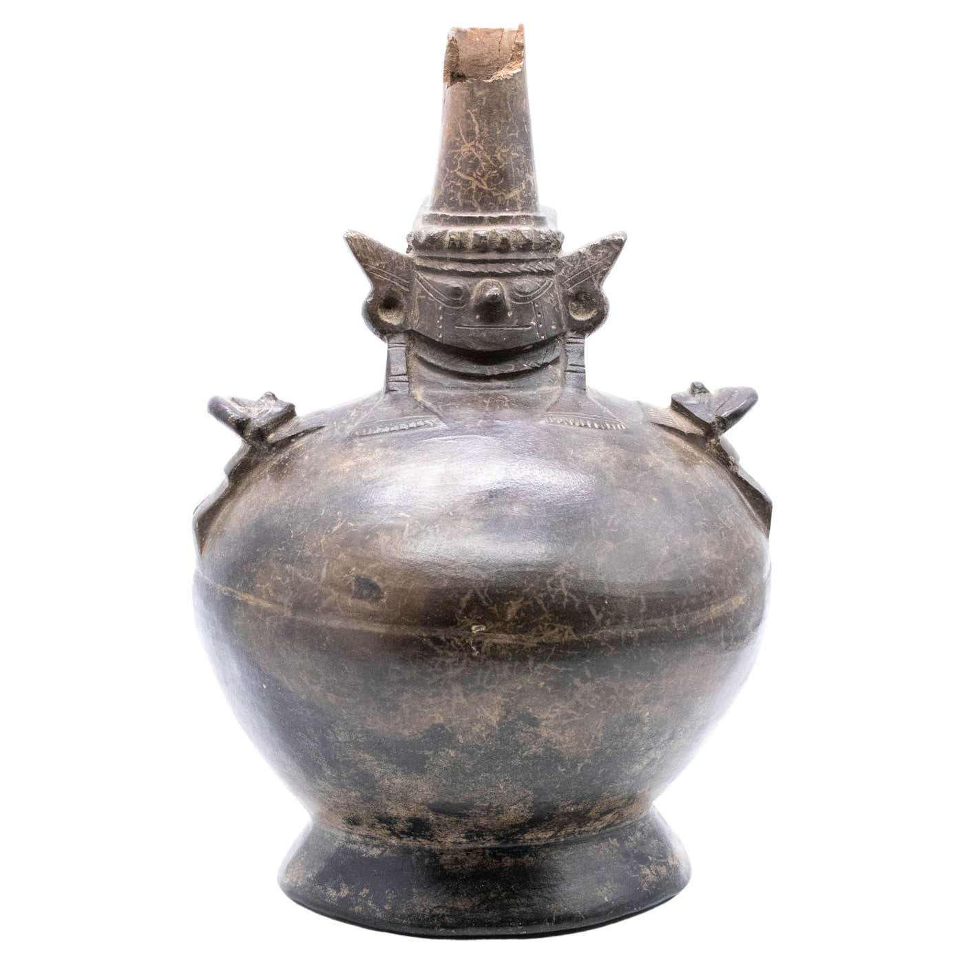 Pre Columbian Inca Peru Inca 1200 AD Lambayeque Pre-Columbian Blackware Ceramic Vase with ...