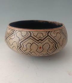 Peruvian Amazonian Fine Old Shipibo Pottery Vessel