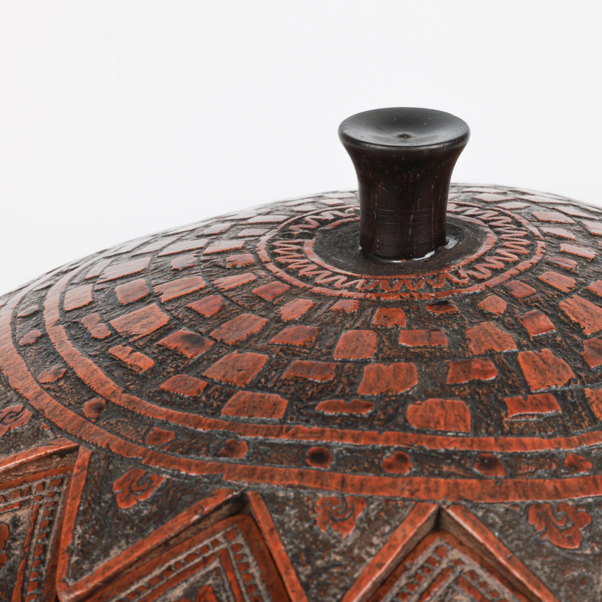 The carving of gourds in Peru, South America has been a long and established traditions over many centuries. In more recent times, as so commonly happens with such art, it is more widely produced aimed at tourists however earlier pieces were carved