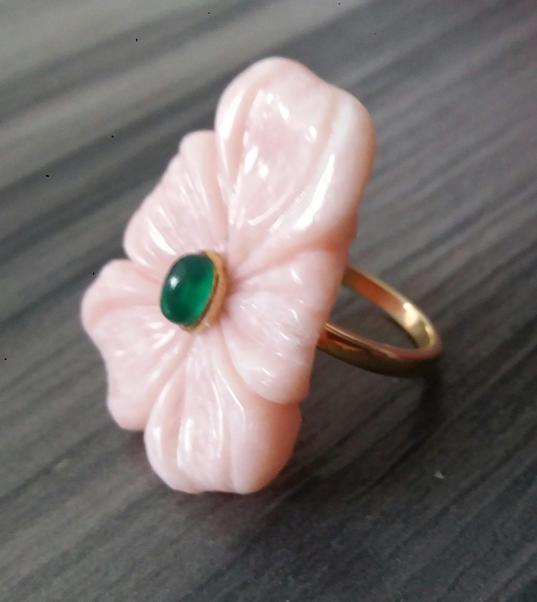 For Sale:  Peruvian Pink Opal Flower Oval Green Onyx Cabochon Solid 14K Gold Fashion Ring 2