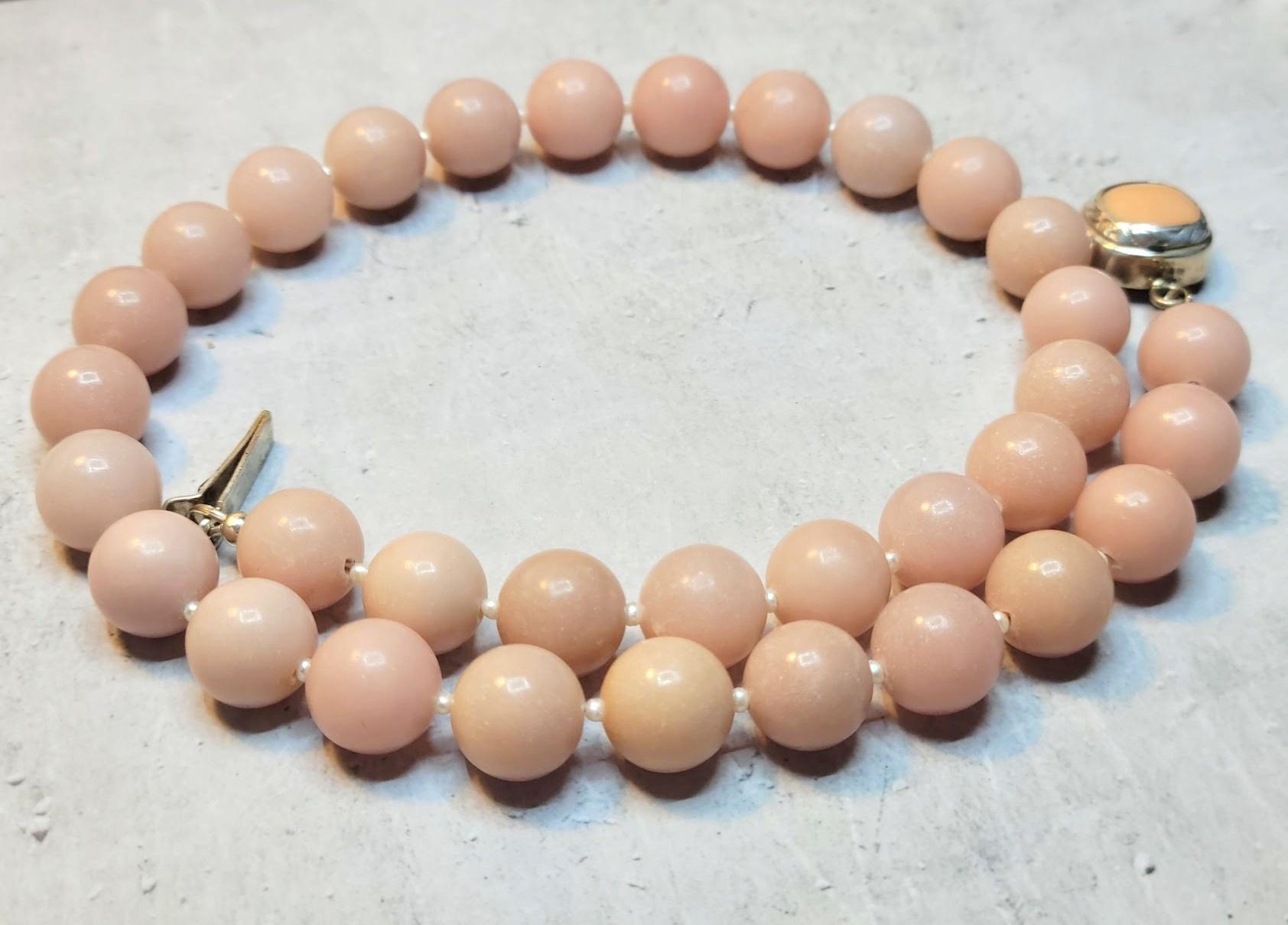 Peruvian Pink Opal Necklace In New Condition In Chesterland, OH