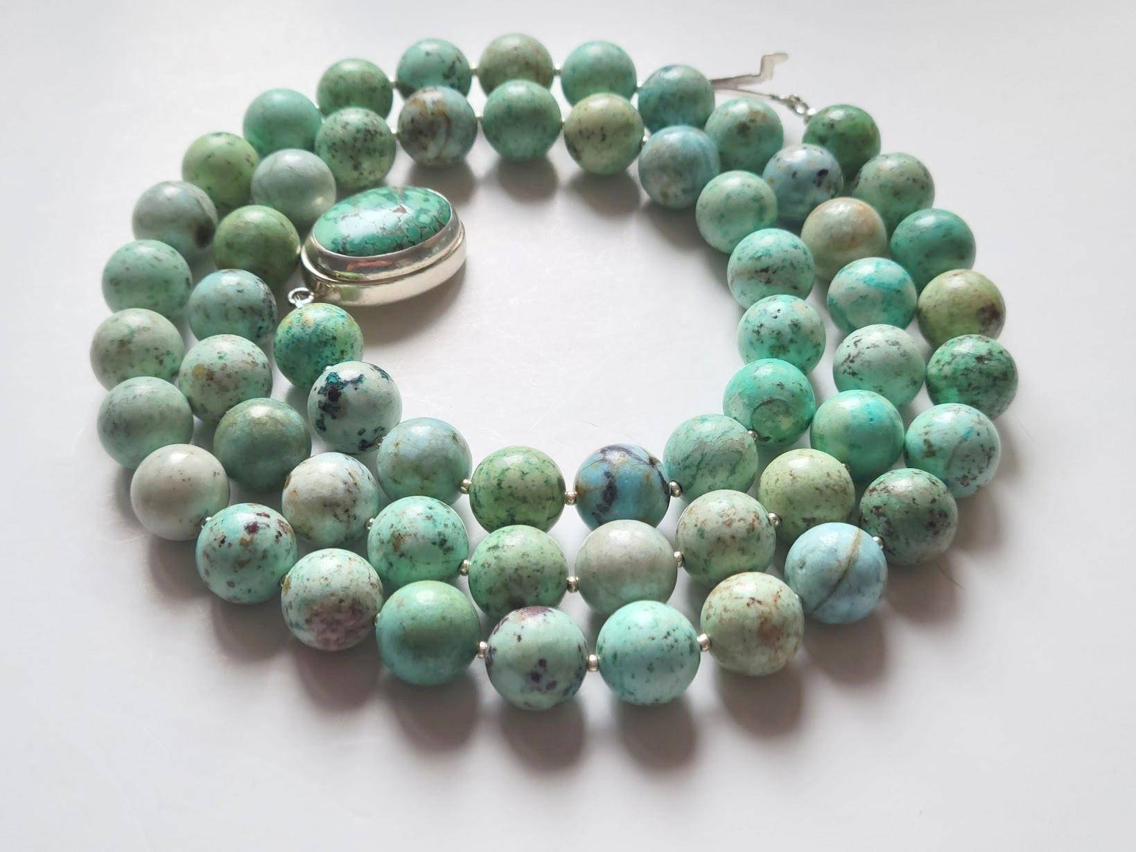 Long collier péruvien avec fermoir en turquoise Neuf - En vente à Chesterland, OH