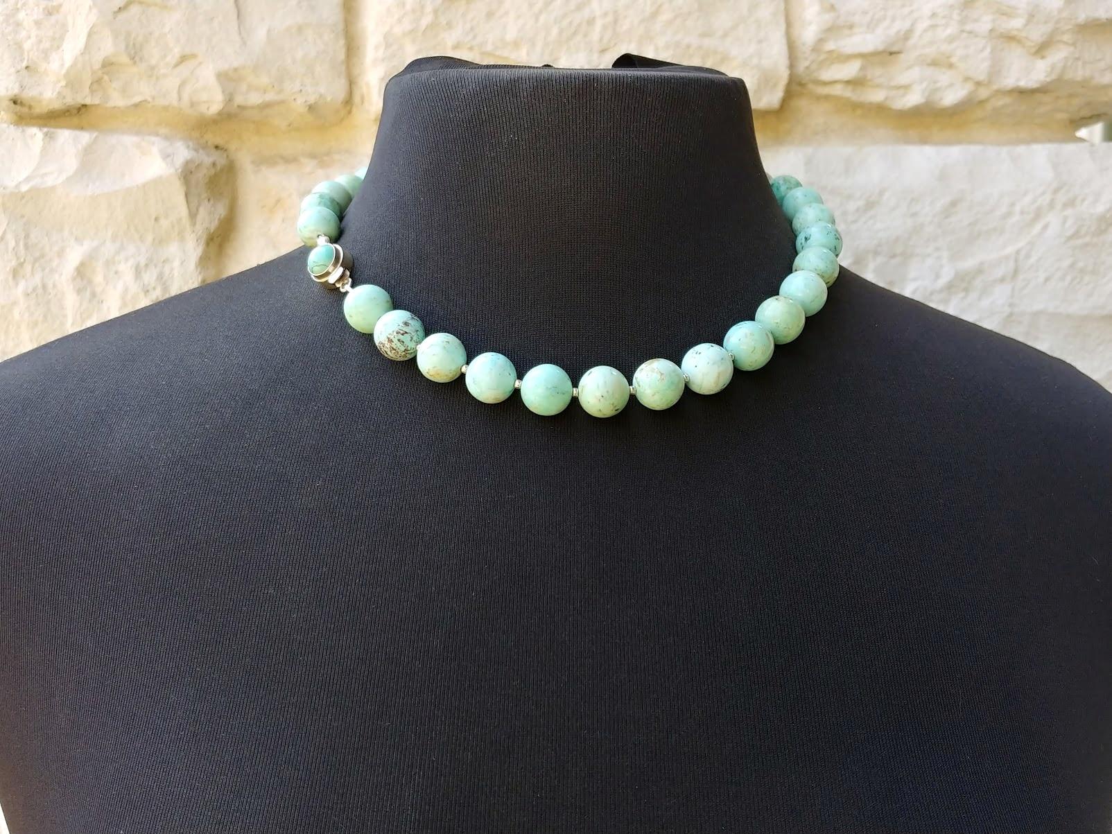 Peruvian Turquoise Necklace In Excellent Condition In Chesterland, OH