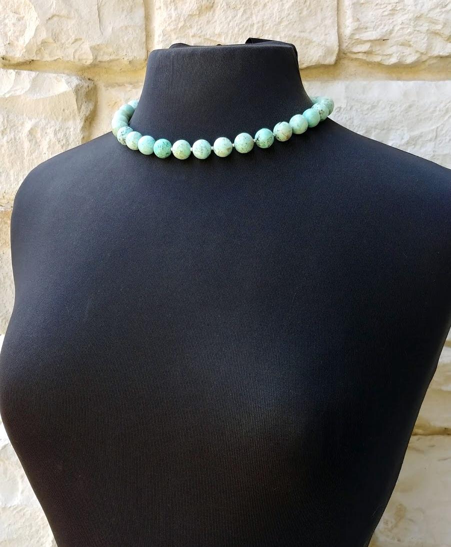 Women's Peruvian Turquoise Necklace For Sale