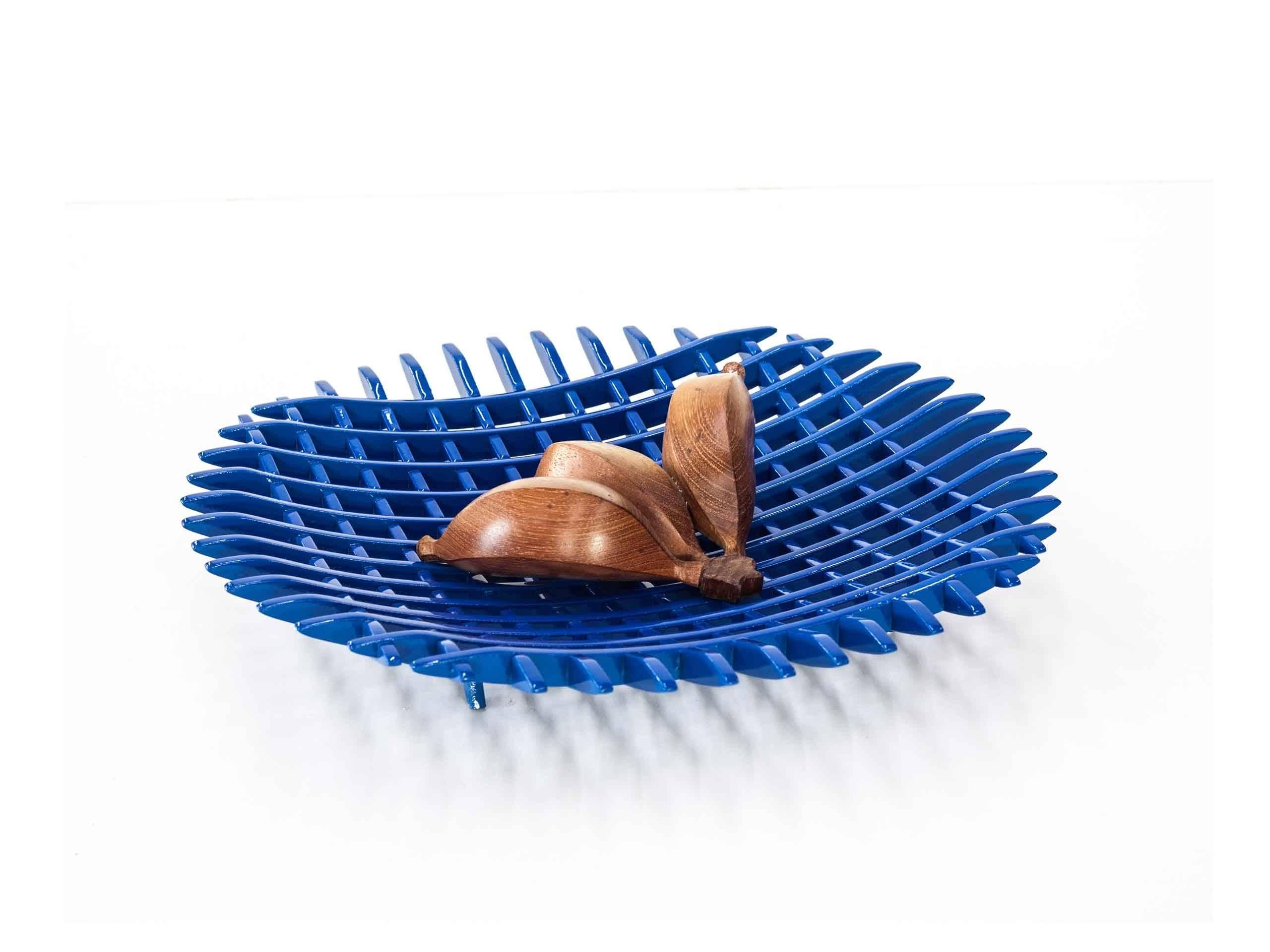 Pescador Brazilian Contemporary Wood Fruit Bowl by Lattoog In New Condition In Sao Paolo, BR