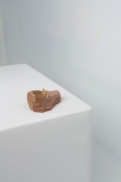 Pescador Series, N808 Jaspillite Fisherman Table Sculpture