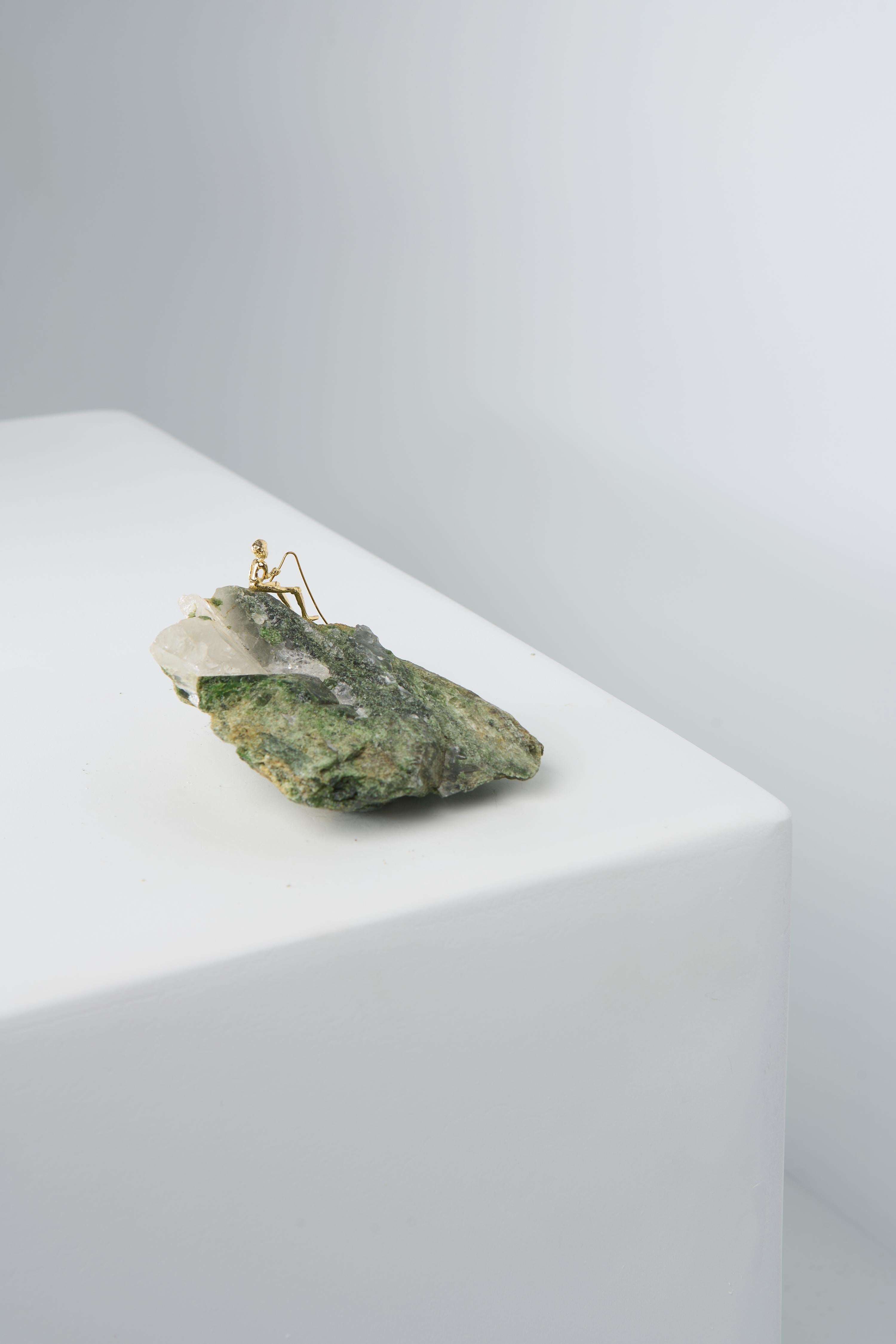 Minimaliste Sculpture de table pêcheur de Diopside Série Pescador N832 en vente