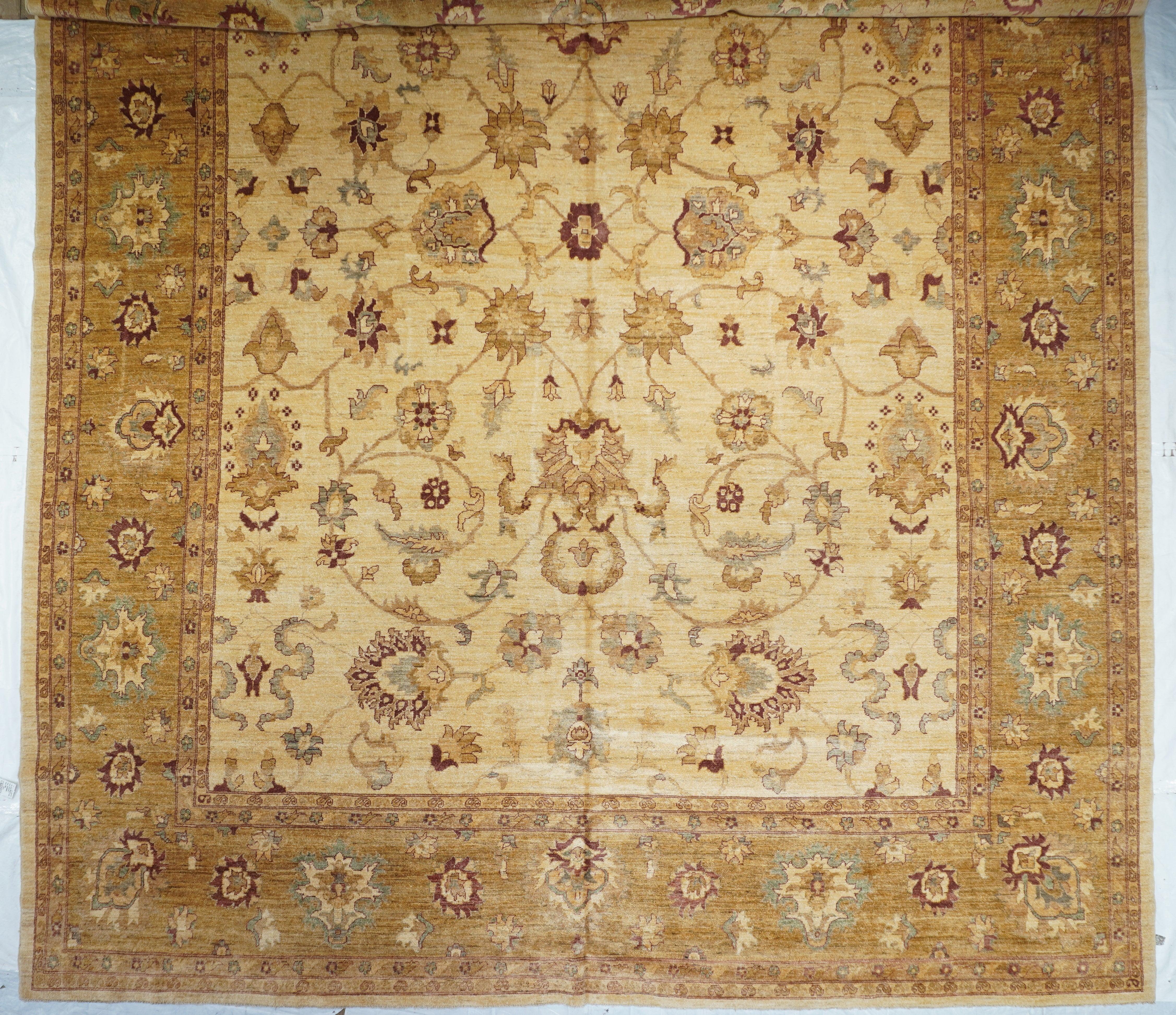 Pakistani Peshawar Rug 12'6'' x 17'5'' For Sale