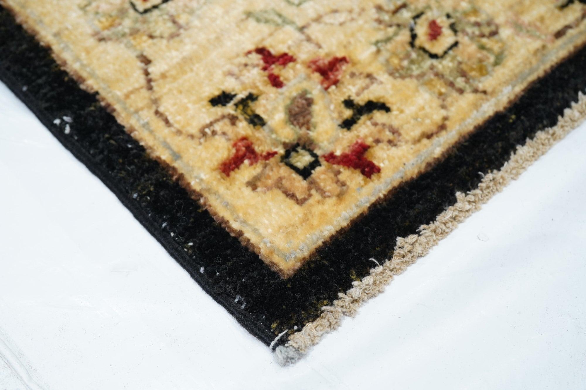 Pakistanais Tapis Peshawar 3'4'' x 5'1'' en vente